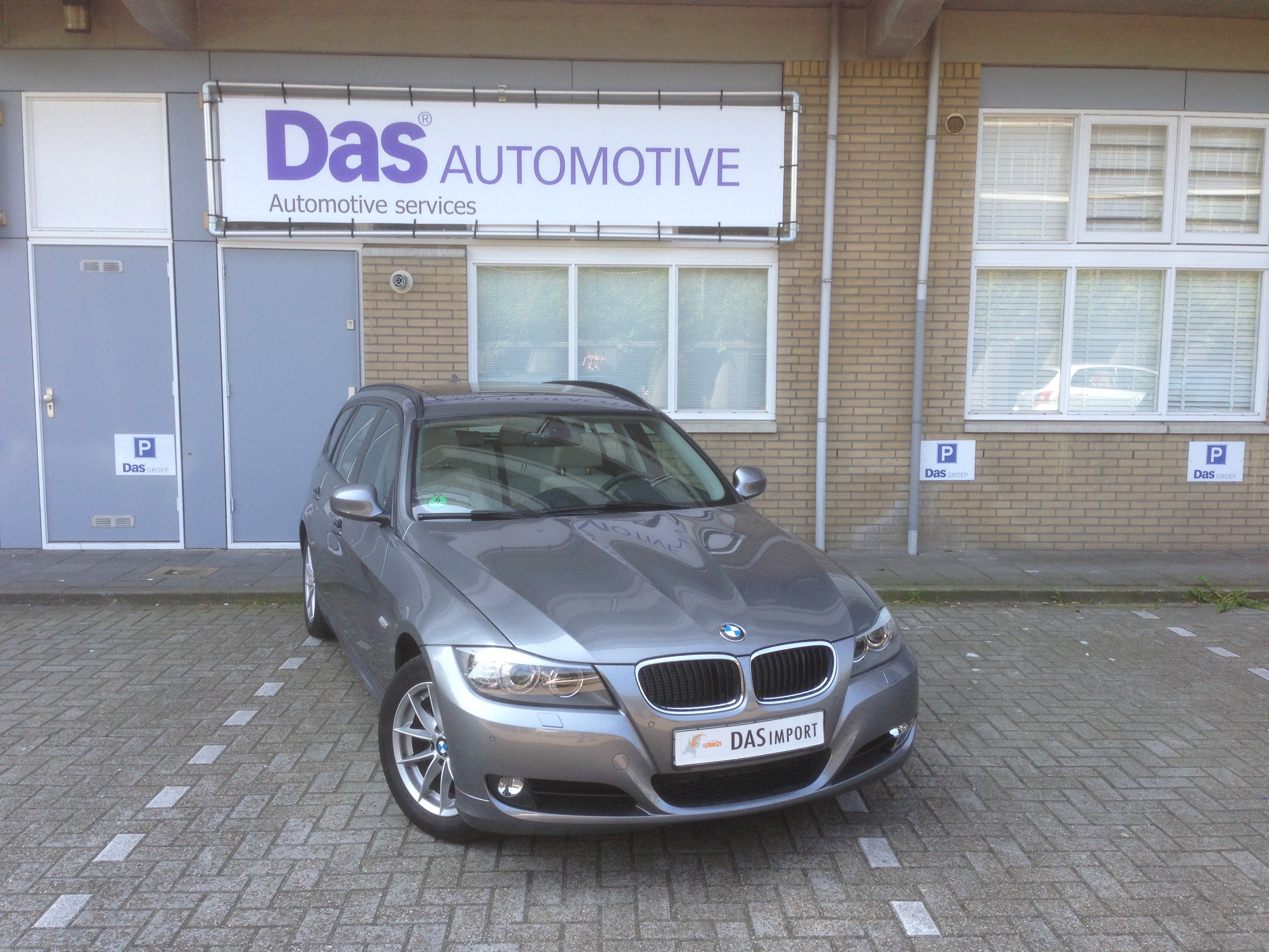 Importauto: BMW 3-serie - 320i Touring 3/2012