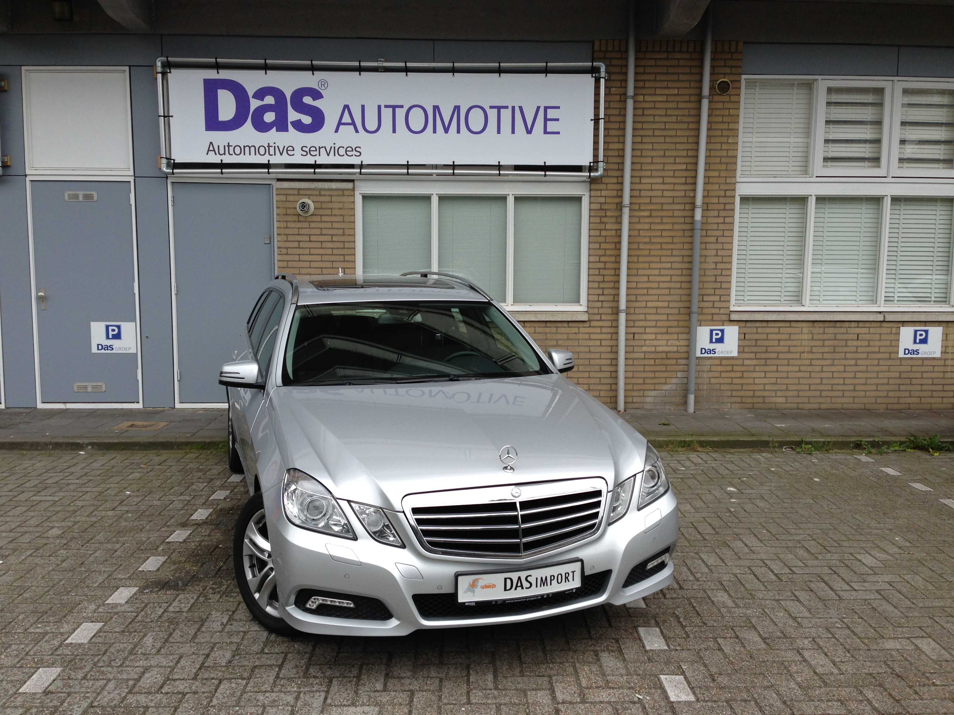 Importauto: Mercedes-Benz E 350 T-Modell CDI Avantgarde 11/2009