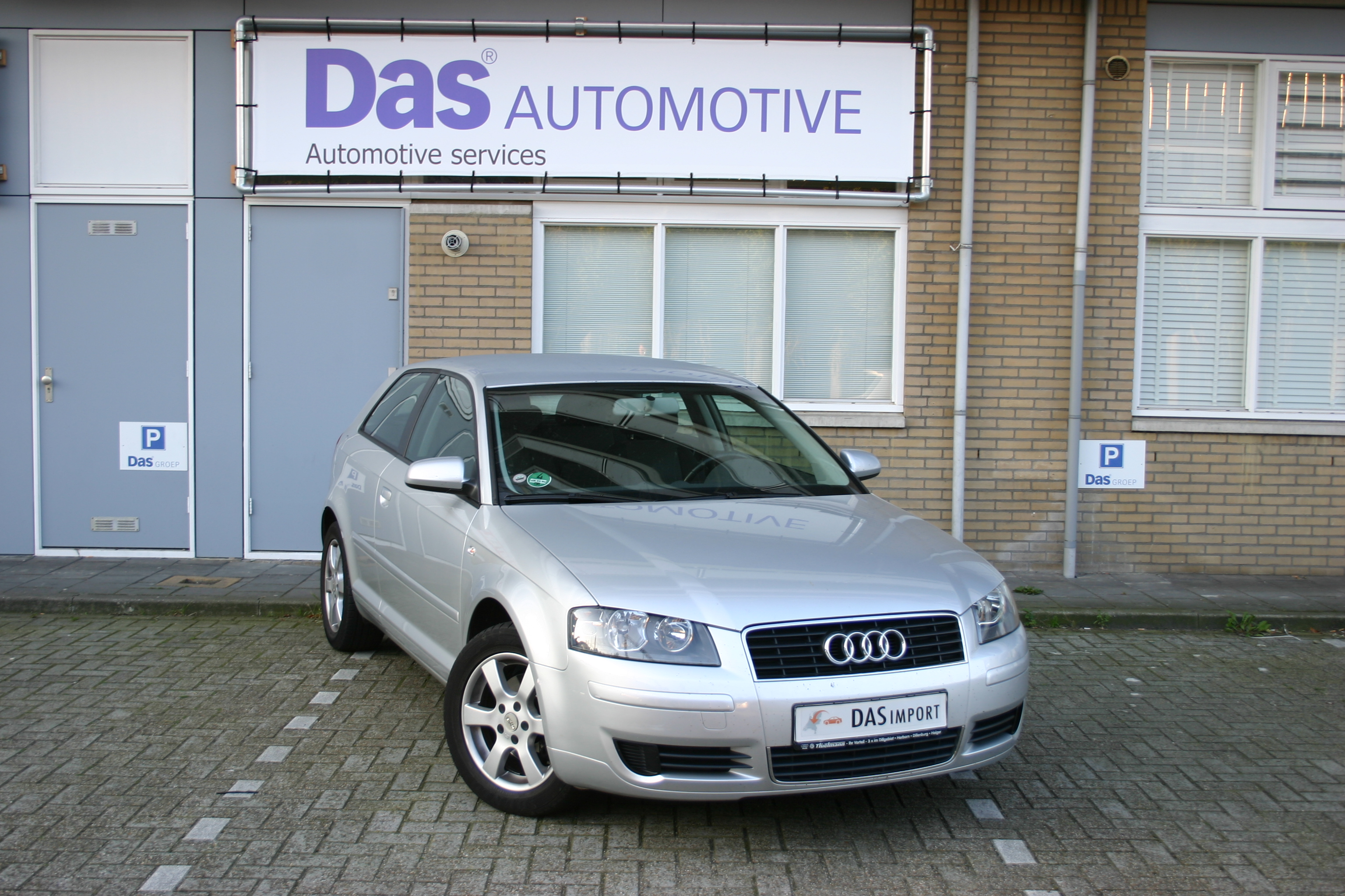 Importauto: Audi A3 2.0 FSI Attraction 7/2003