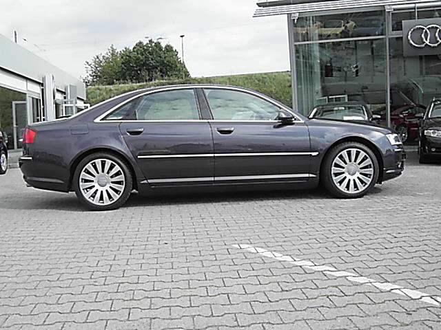 Importauto: Audi A8 4.2 quattro (full option) 2/2003