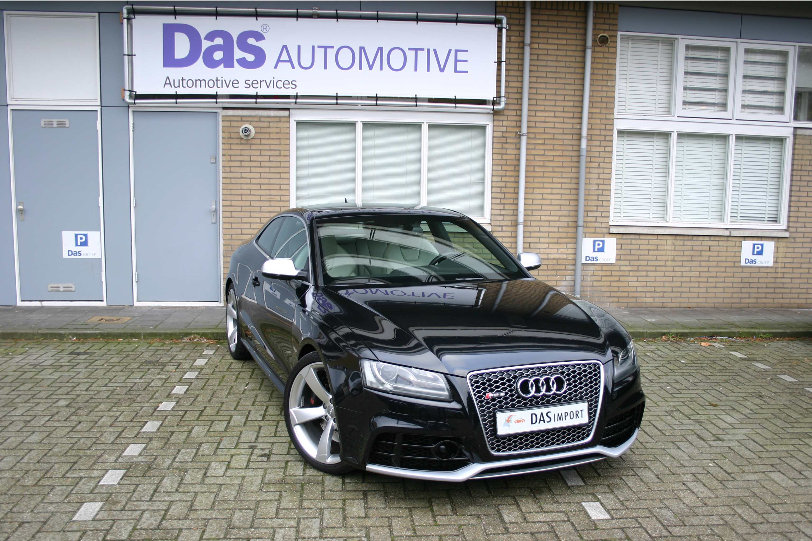 Importauto: Audi RS5 Coupé 4.2 FSI quattro S tronic 9/2010