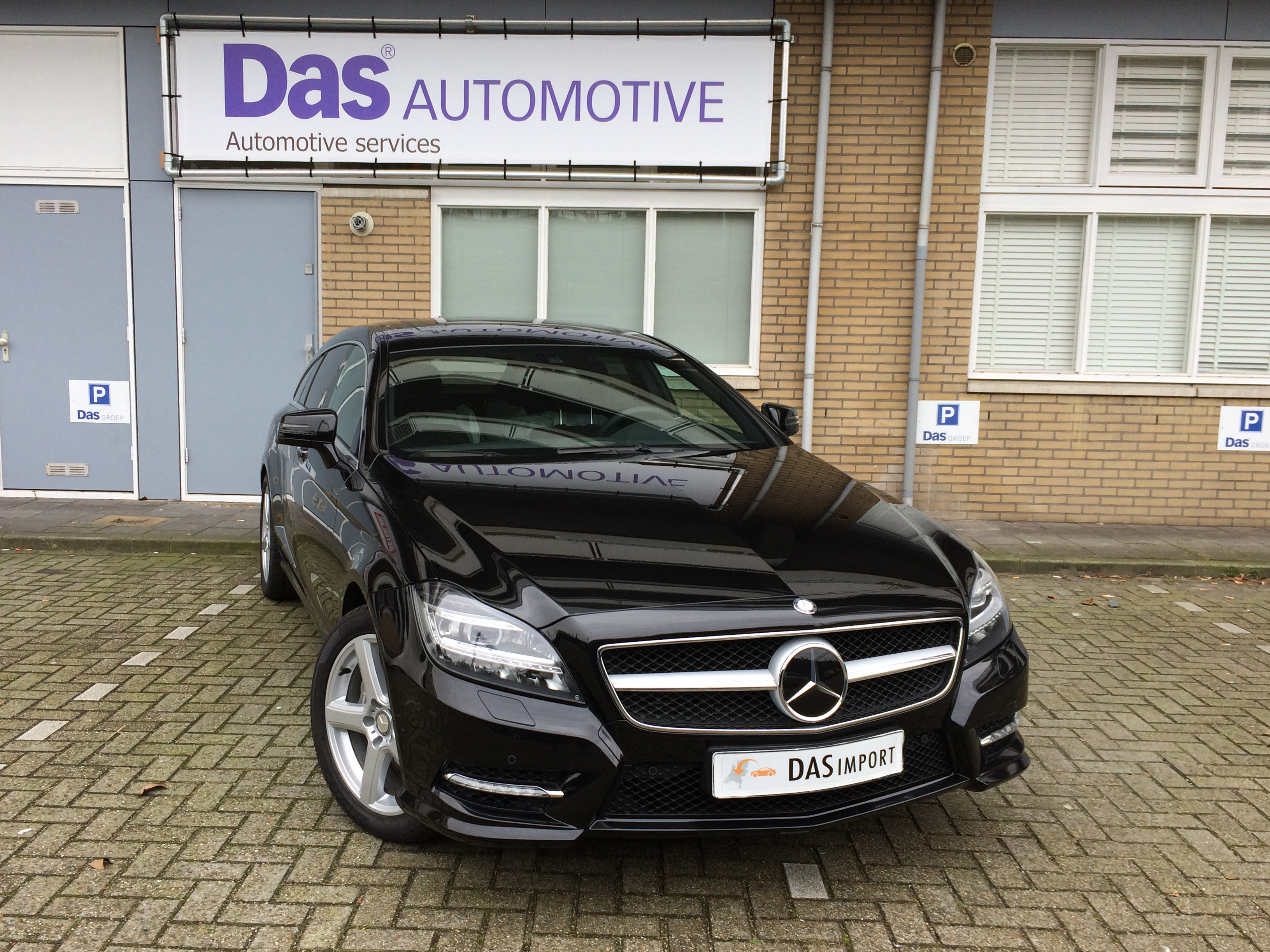 Importauto: Mercedes-Benz 350CLS Shooting Brake 10/2013