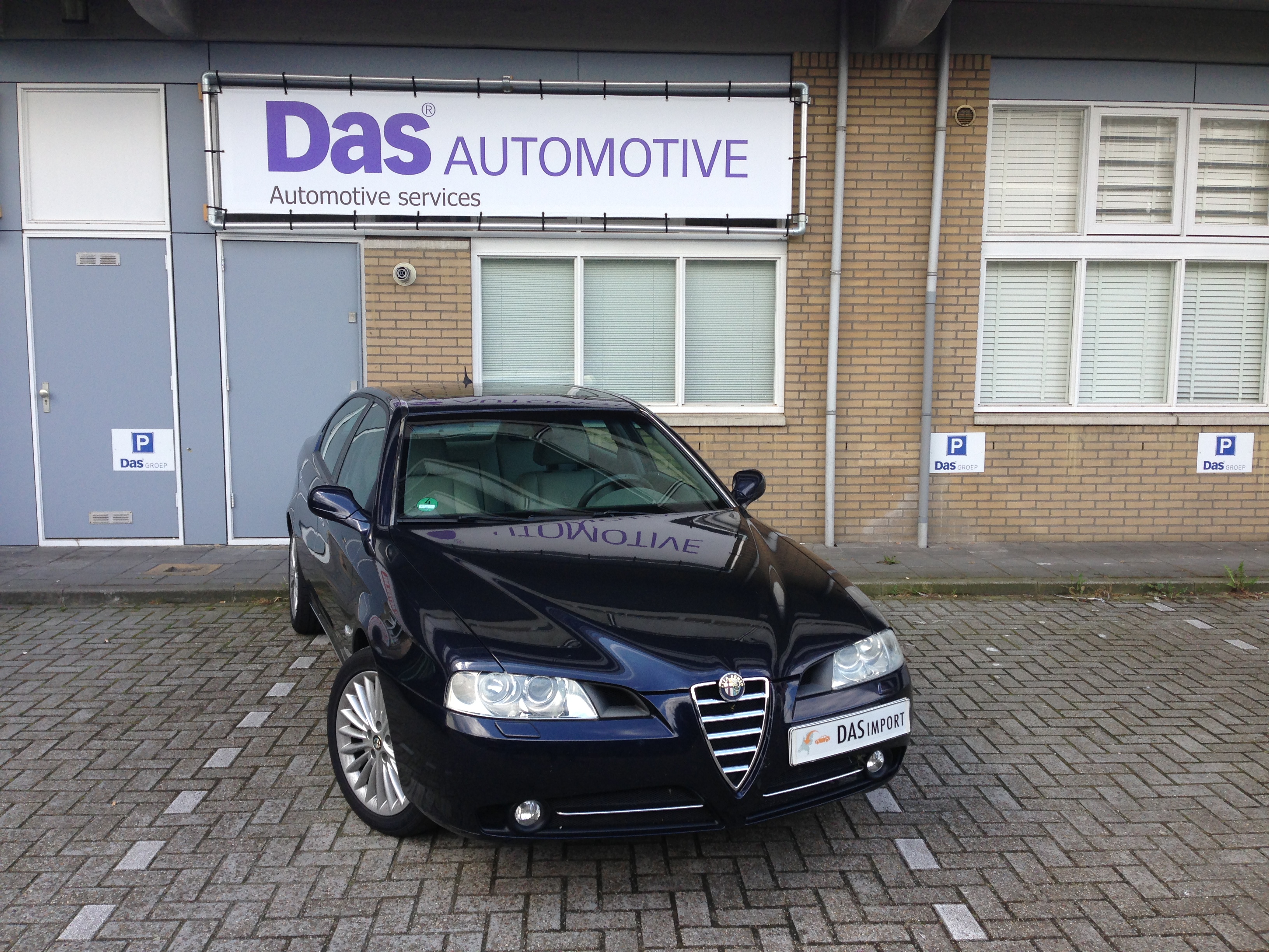 Importauto: Alfa Romeo 166 3.2 V6 24v Distinctive 3/2004