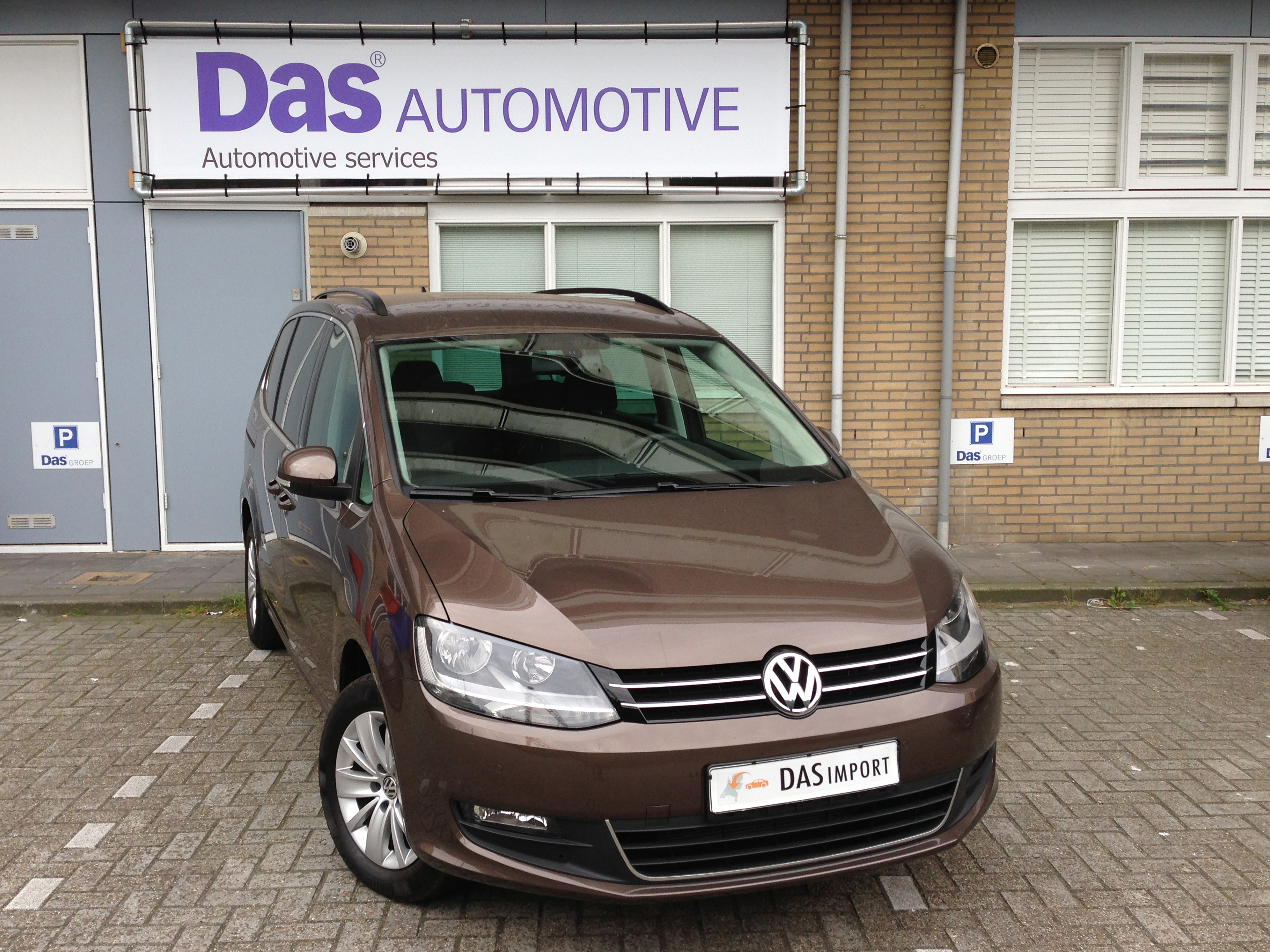 Importauto: Volkswagen Sharan 1.4 TSI Comfortline BMT 7/2012