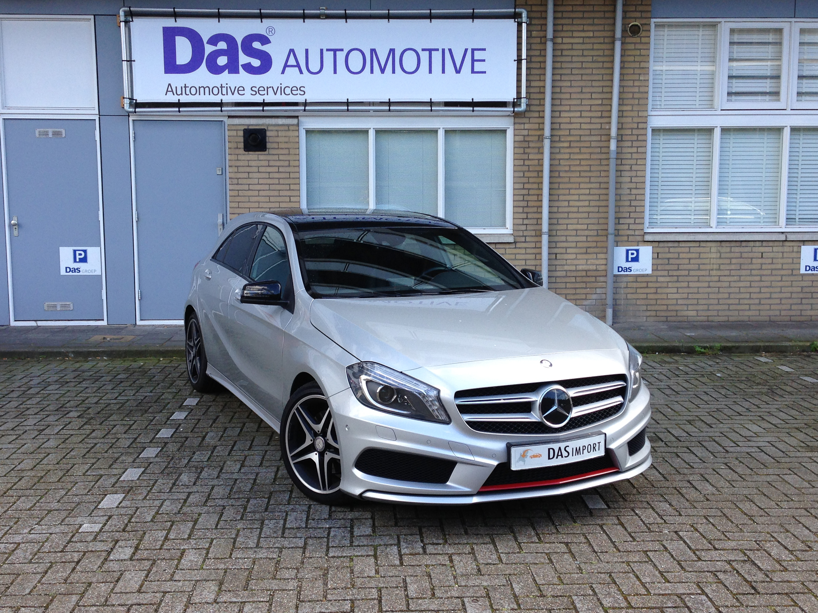 Importauto: Mercedes-Benz A-Klasse A 250 BlueEFFICIENCY Aut. 8/2012