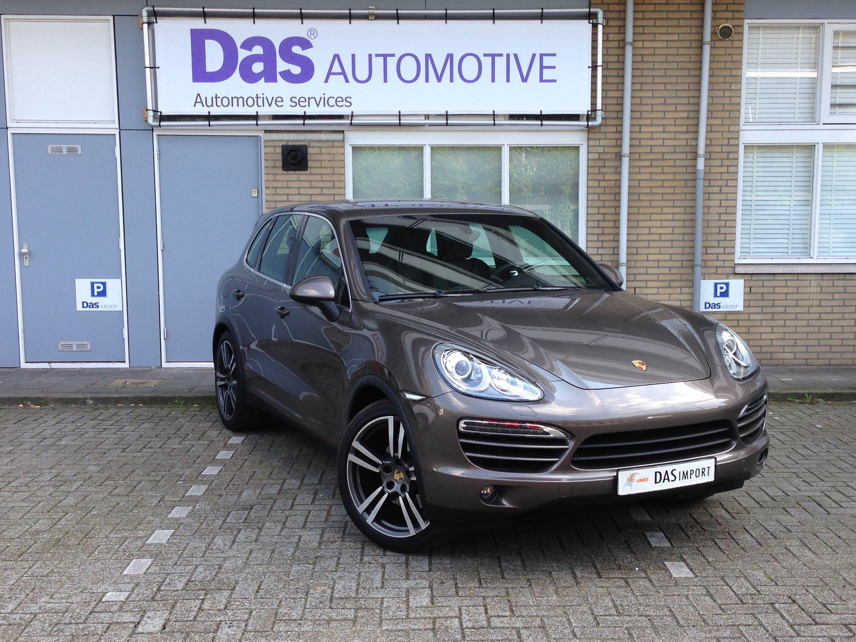 Importauto: Porsche Cayenne Diesel 3.0 V6 9/2012