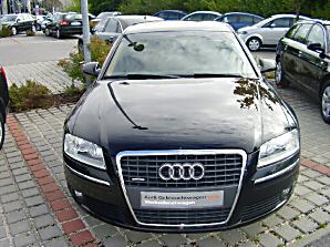 Importauto: Audi A8 4.2 TDI 2/2006