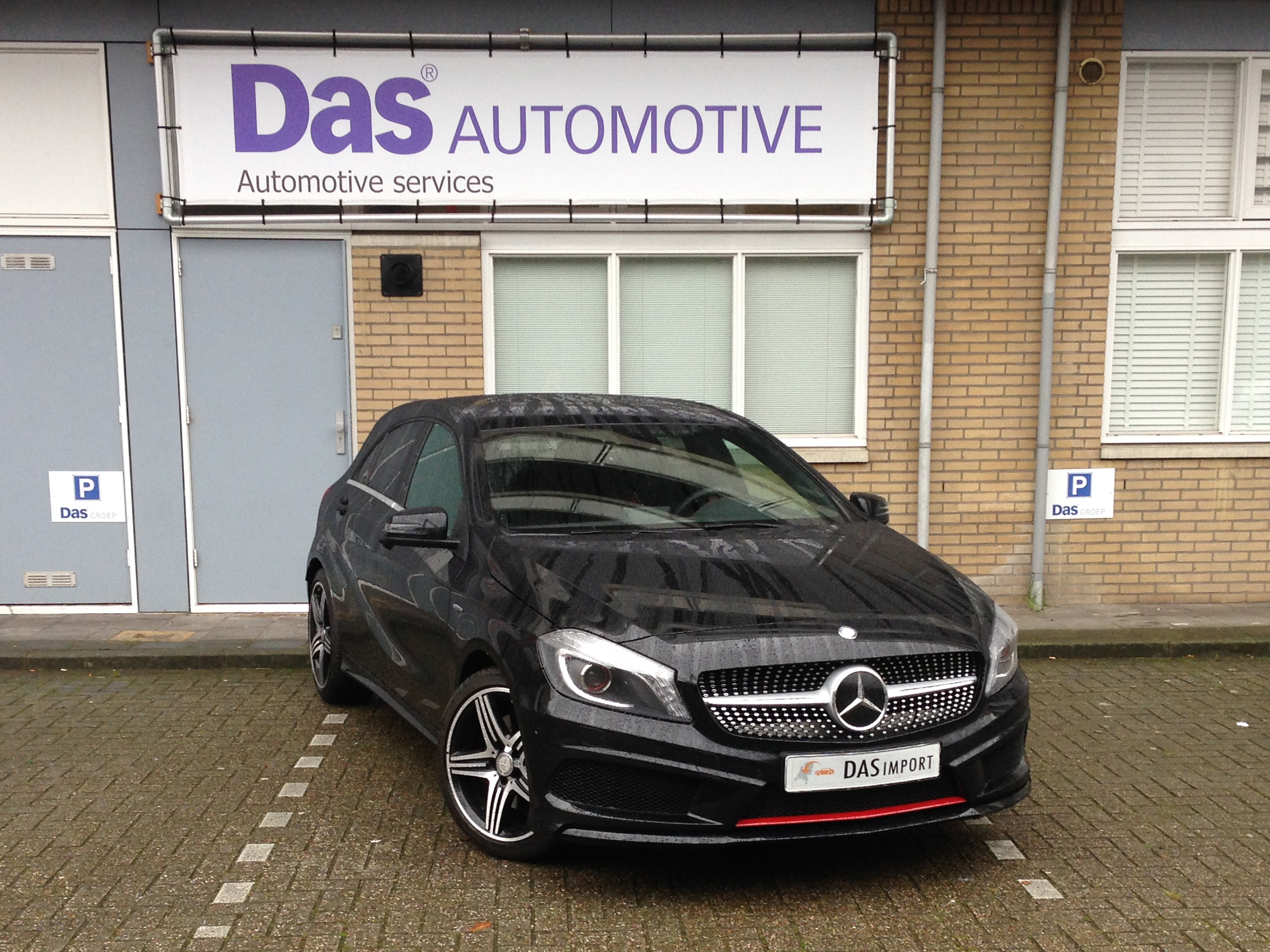 Importauto: Mercedes-Benz A-Klasse A 250 Sport Aut 9/2013