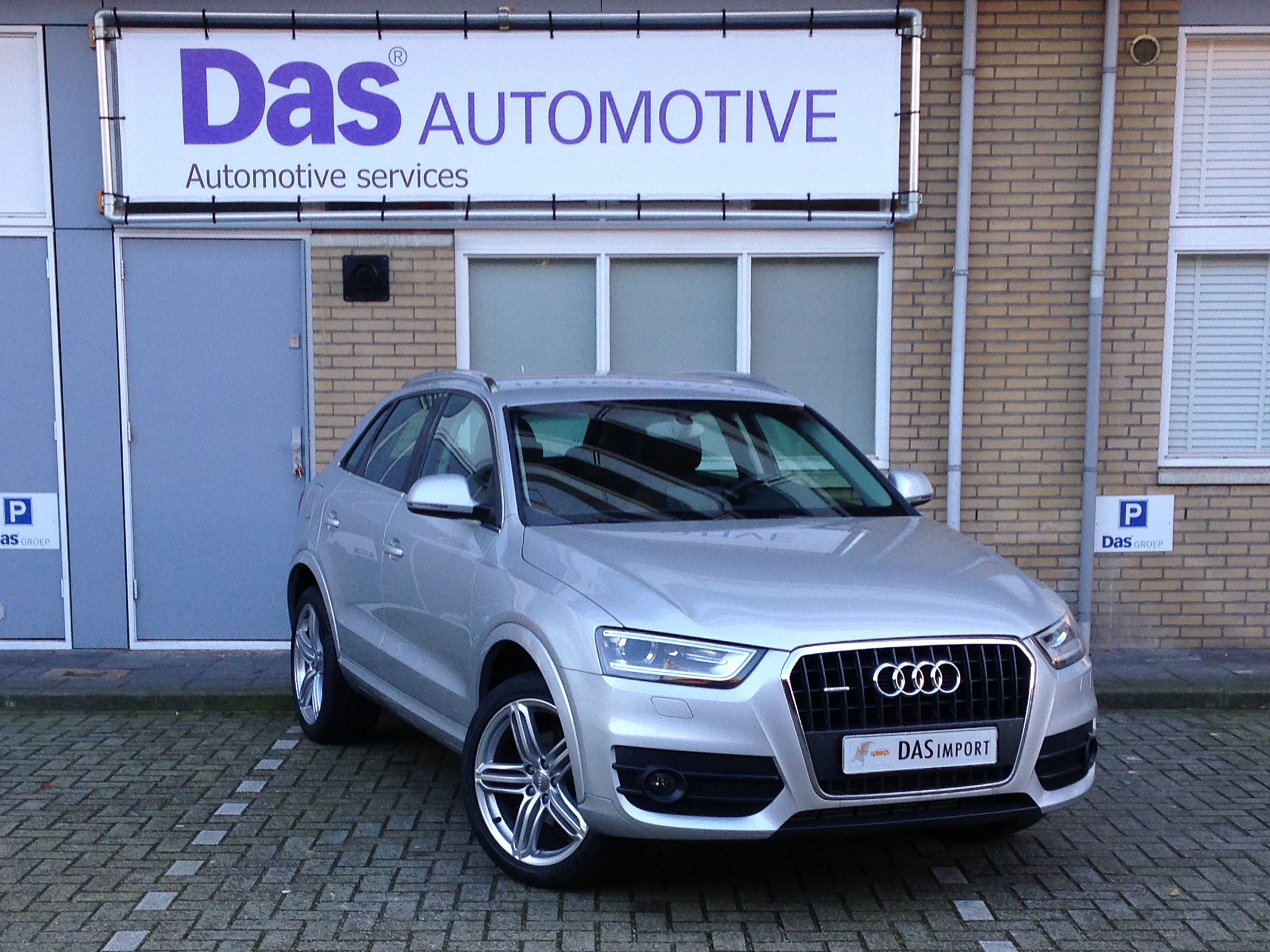 Importauto: Audi Q3 2.0 TFSI 211pk quattro Aut 10/2013