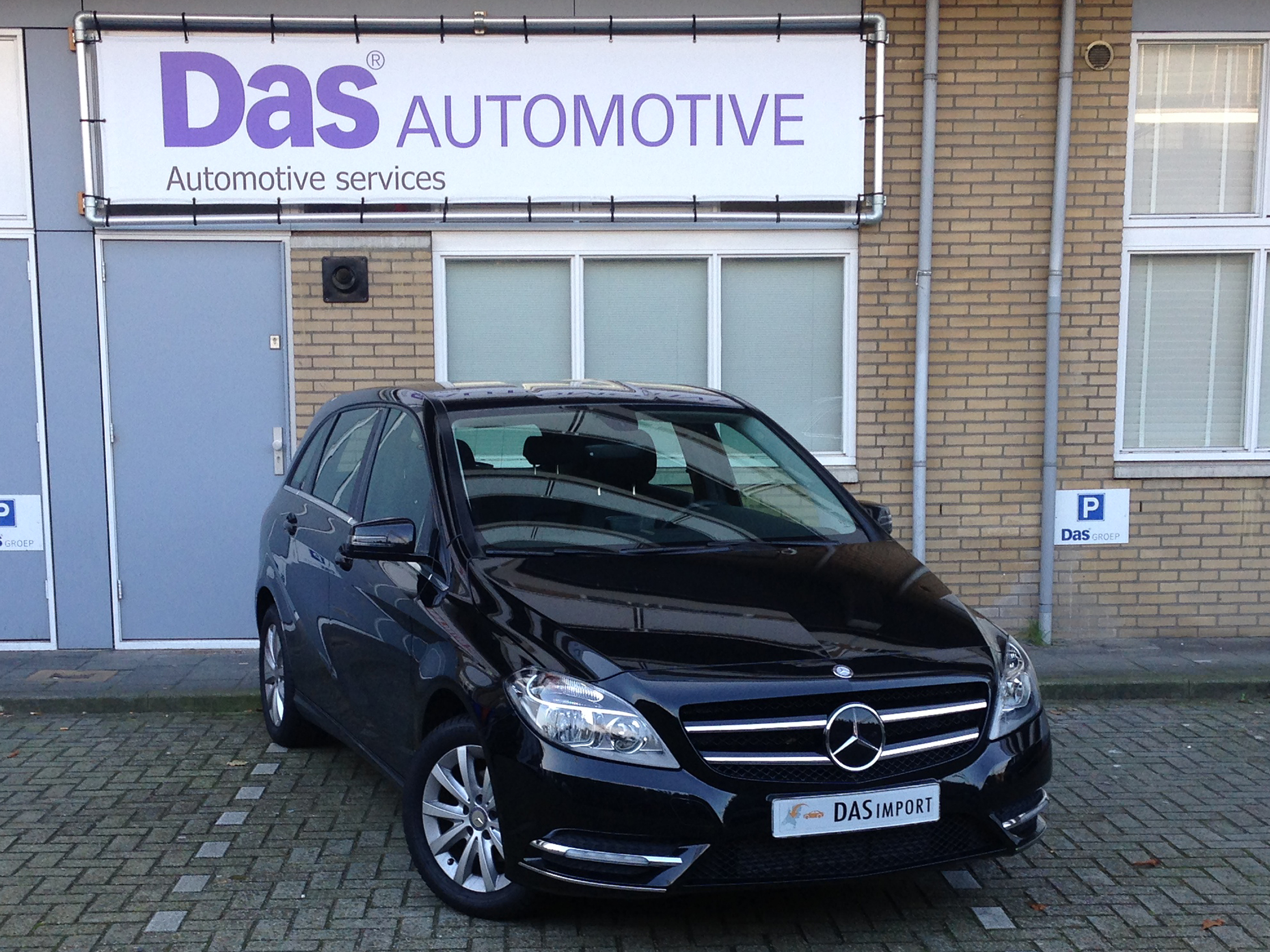 Importauto: Mercedes-Benz B-Klasse B 180 BlueEFFICIENCY 10/2013