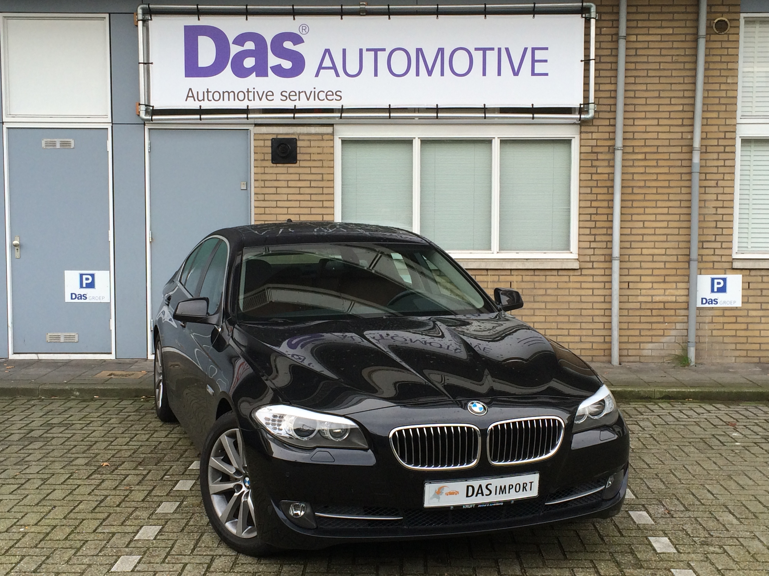 Importauto: BMW 5-Serie Sedan 528iA 10/2010