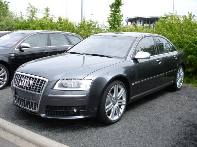 Importauto: Audi S8 5.2 FSI quattro 7/2006