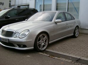 Importauto: Mercedes-Benz E 55 AMG 2/2005