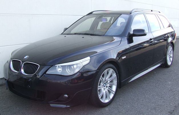 Importauto: BMW 545i Touring Individual 7/2005