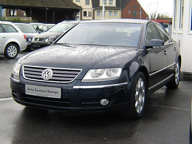 Importauto: Volkswagen Phaeton V10 5.0 TDI 4-Motion 1/2004