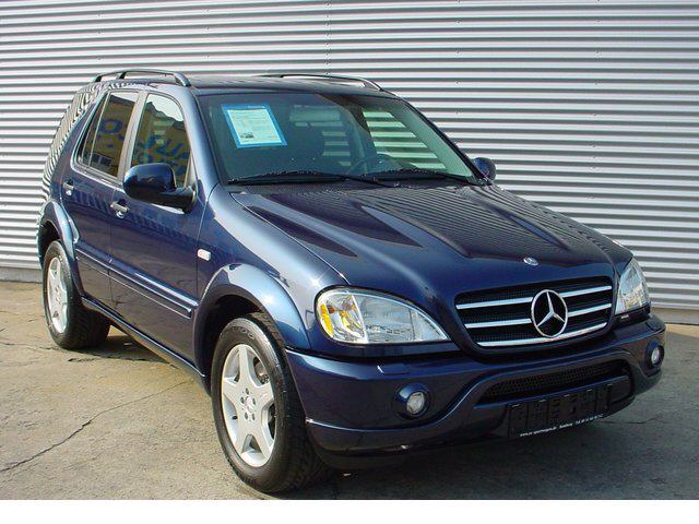 Importauto: Mercedes-Benz ML 55 AMG 8/2000