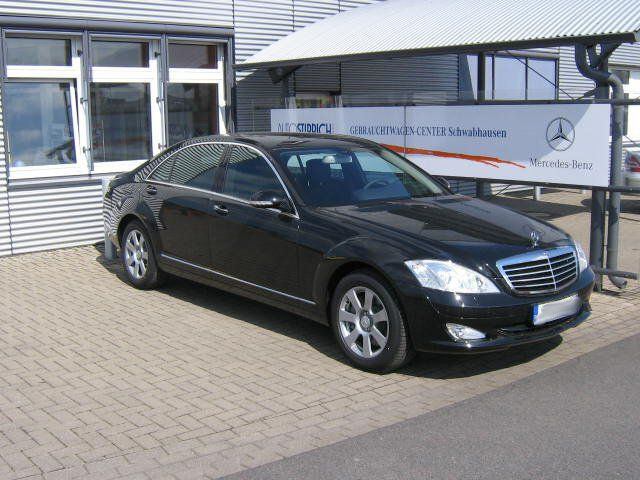 Importauto: Mercedes-Benz S 320 4-matic 3/2007