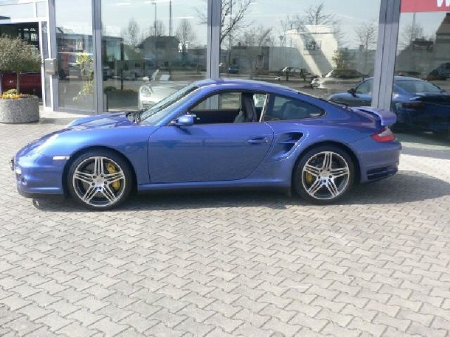 Importauto: Porsche 911 Turbo 4/2006