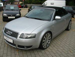 Importauto: Audi A4 Cabriolet 2.4 Multitronic 7/2002