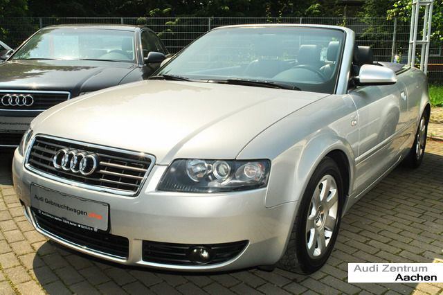 Importauto:  A4 Cabriolet 2.4 Multitronic 2/2004