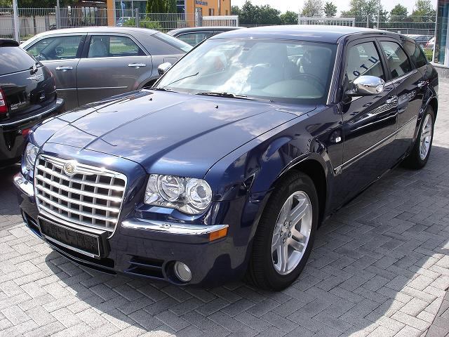 Importauto: Chrysler 300 3.0 CRD 4/2006