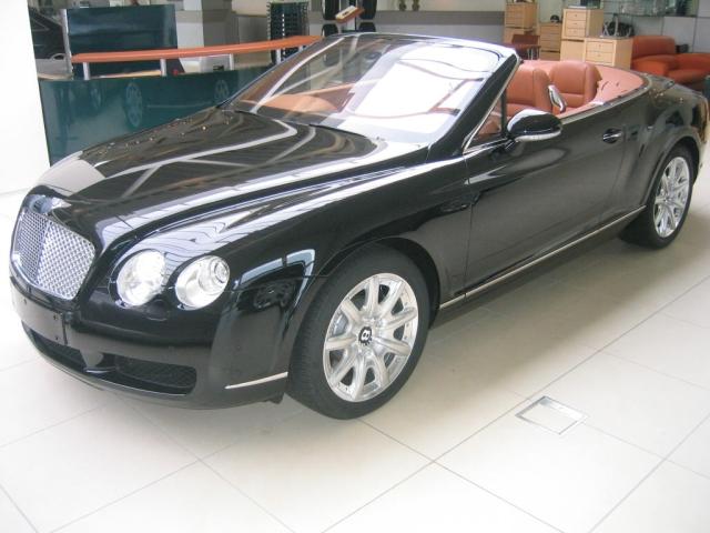 Importauto: Bentley Continental 11/2006