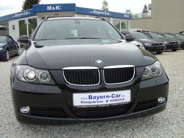 Importauto: BMW 320d Touring 8/2006