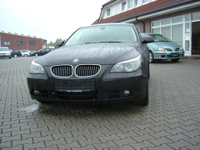 Importauto: BMW 545i 5/2004