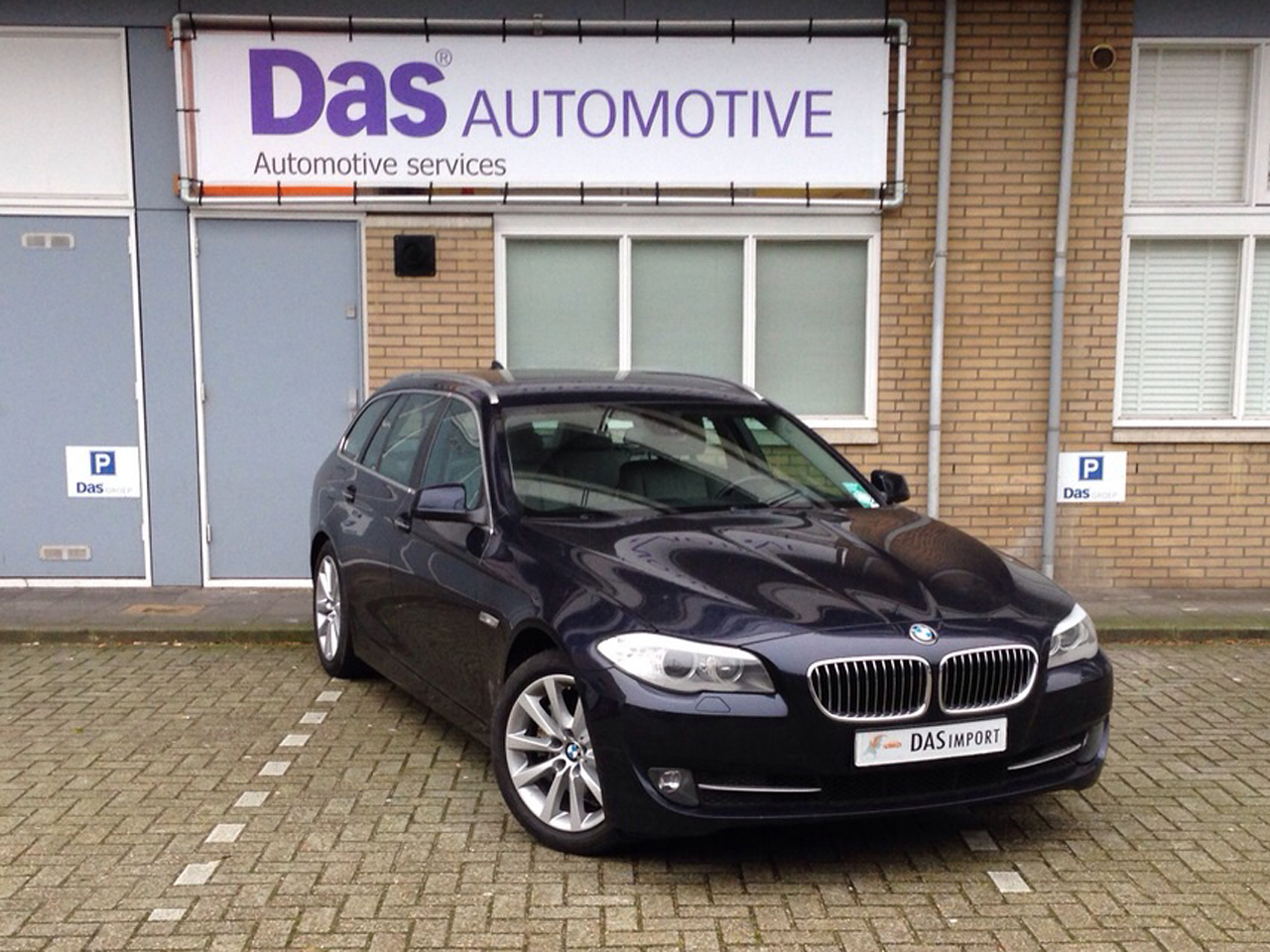 Importauto: BMW 520D Touring 4/2011