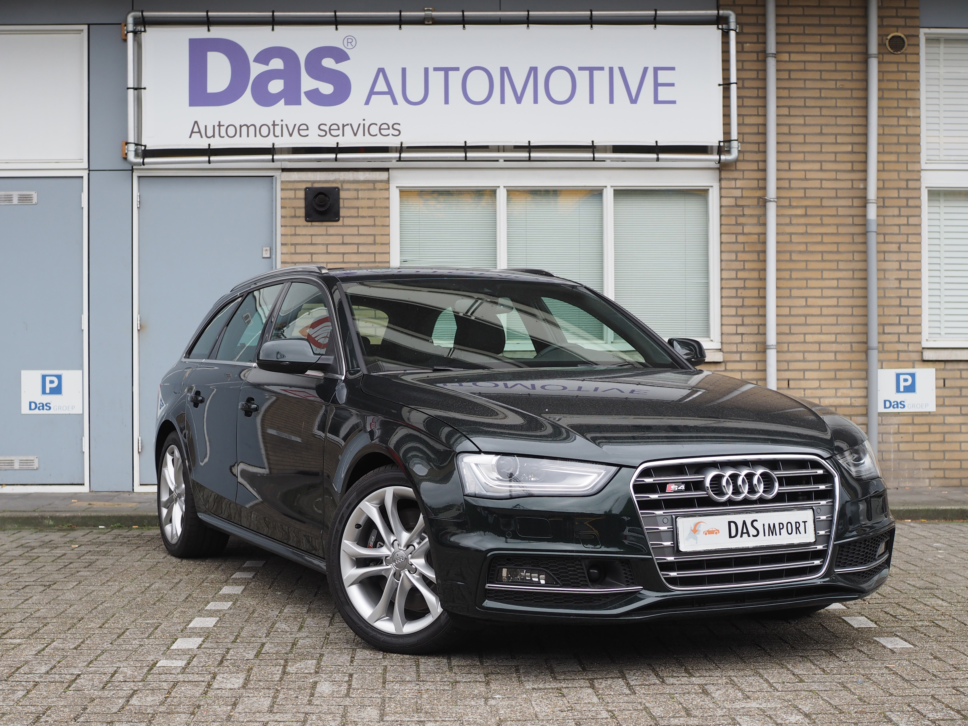 Importauto: Audi A4 Avant S4 3.0 TFSI 245kW quattro S tronic 6/2013