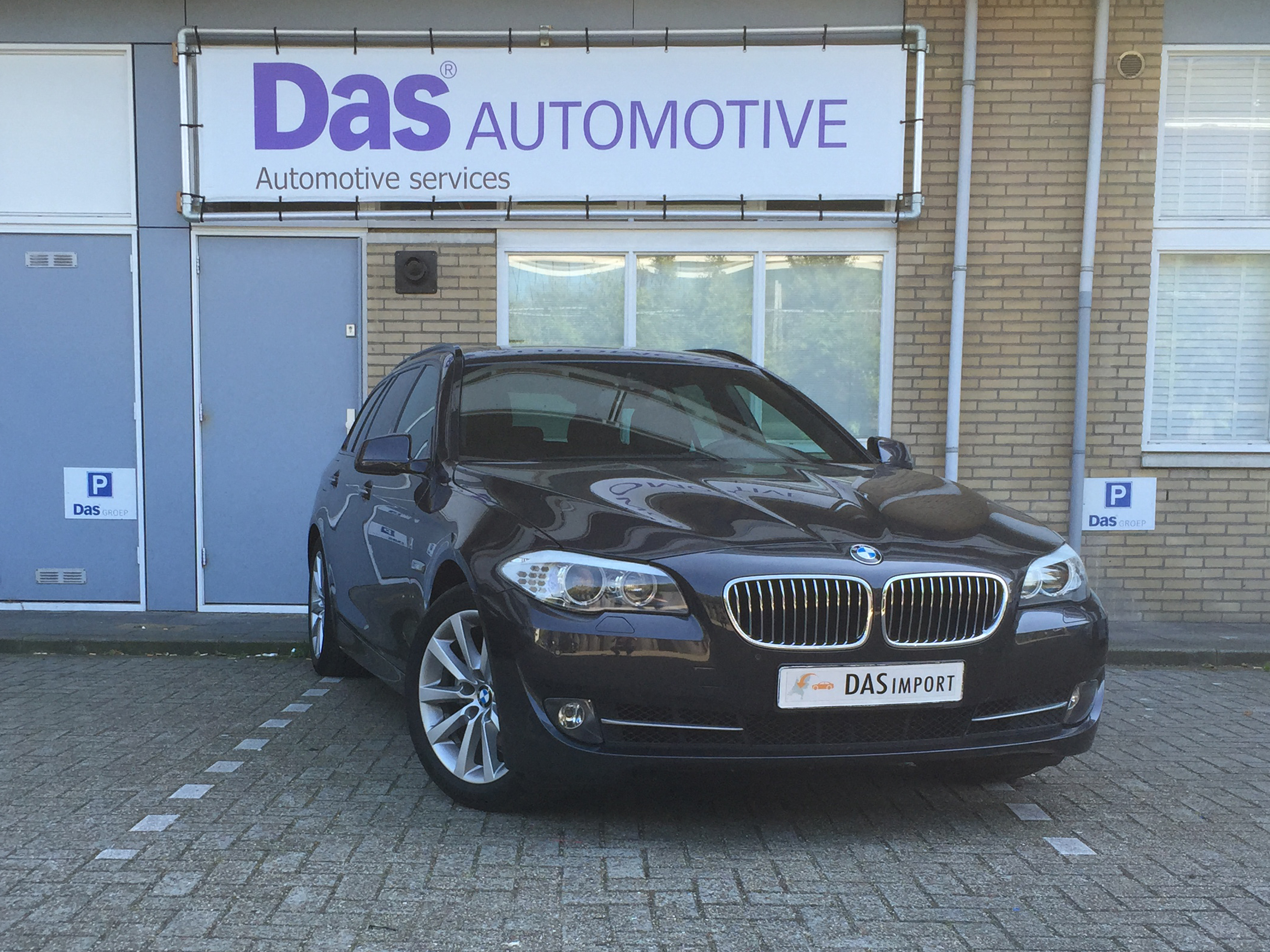 Importauto: BMW 5-Serie Touring 520iA 3/2013