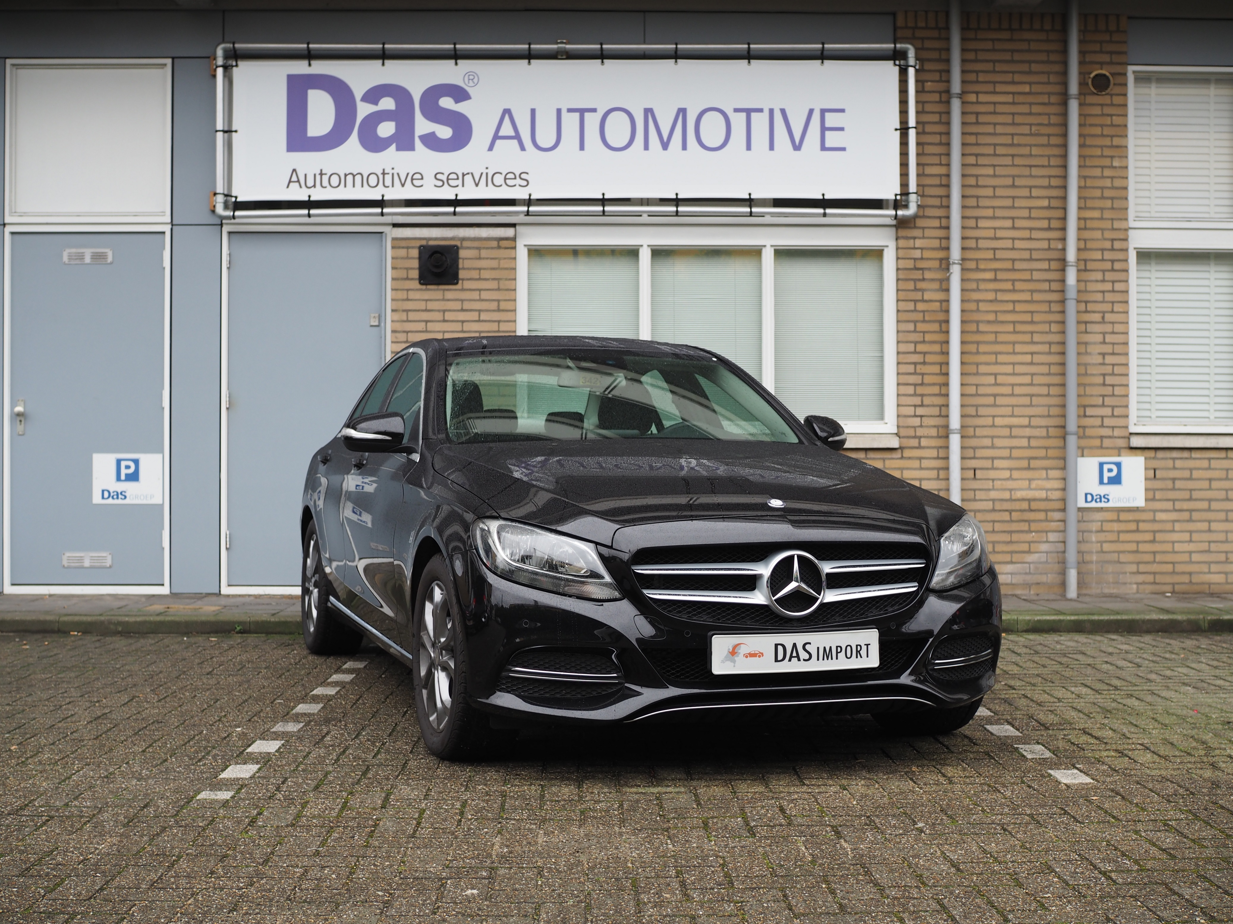 Importauto: Mercedes-Benz C180 Avangarde 8/2014