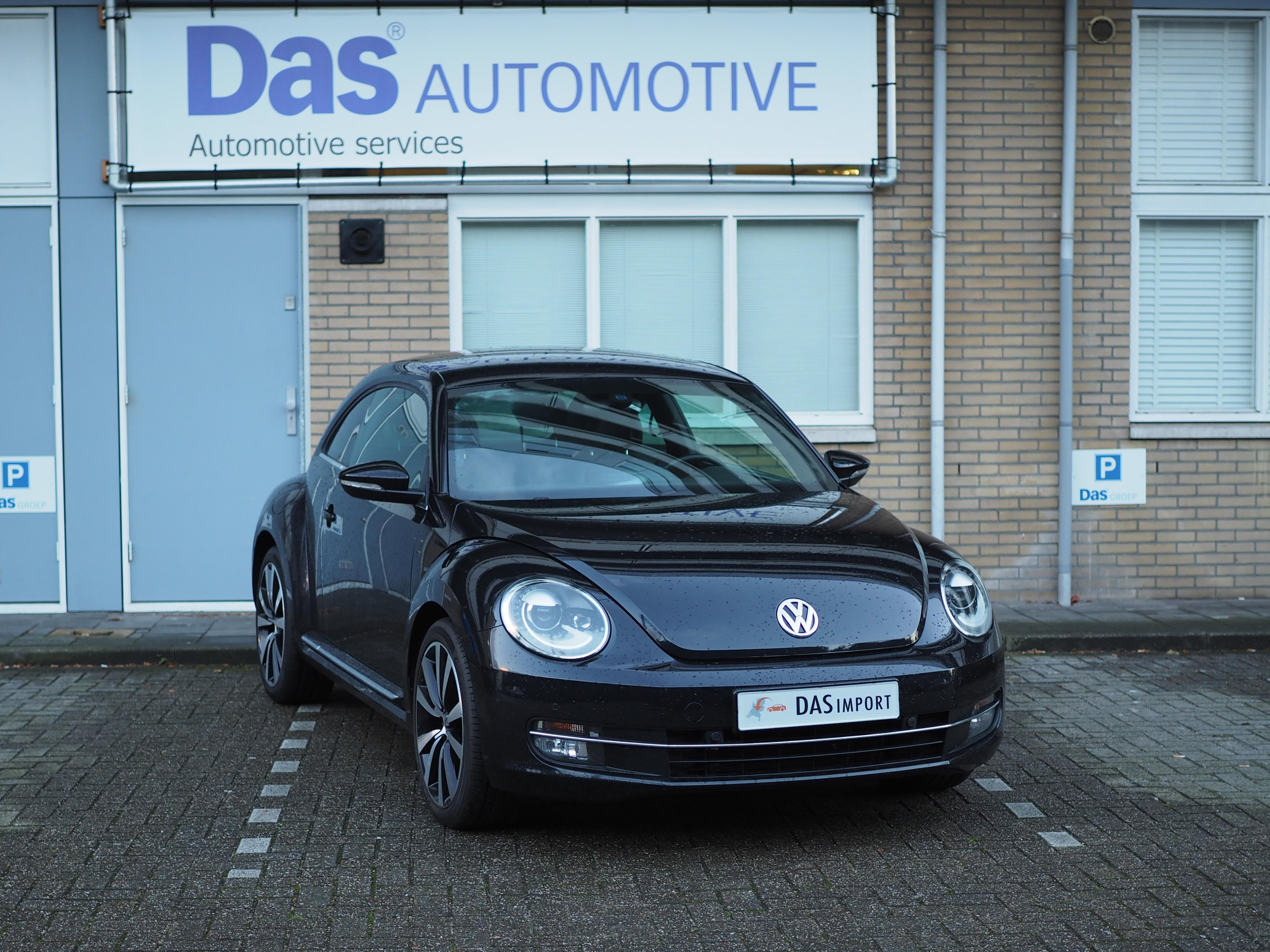 Importauto: Volkswagen New Beetle 2.0 TSI DSG Sport Highline 5/2013