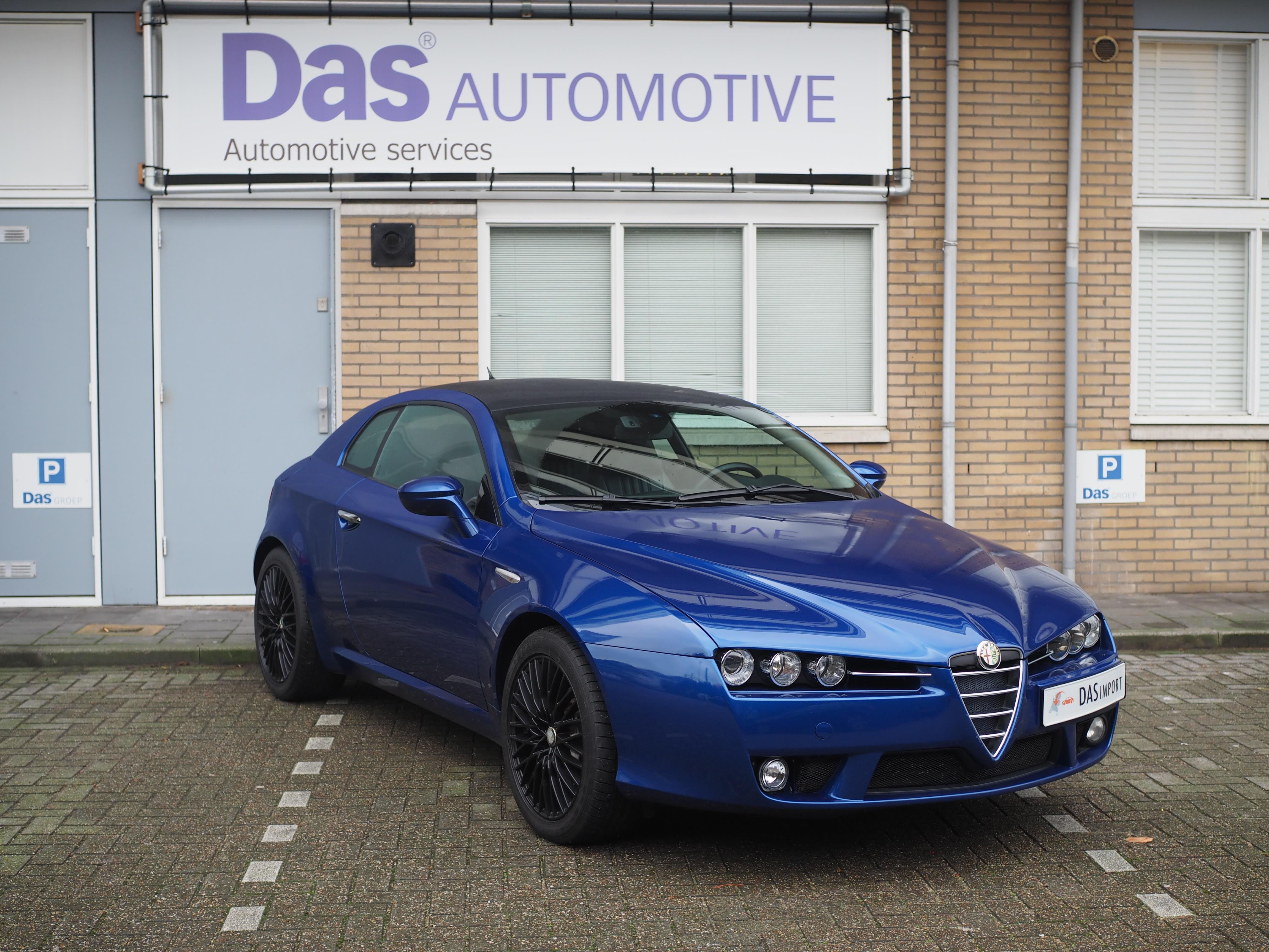 Importauto: Alfa Romeo Brera 3.2 JTSV6 24V Q4 Sky View 5/2007