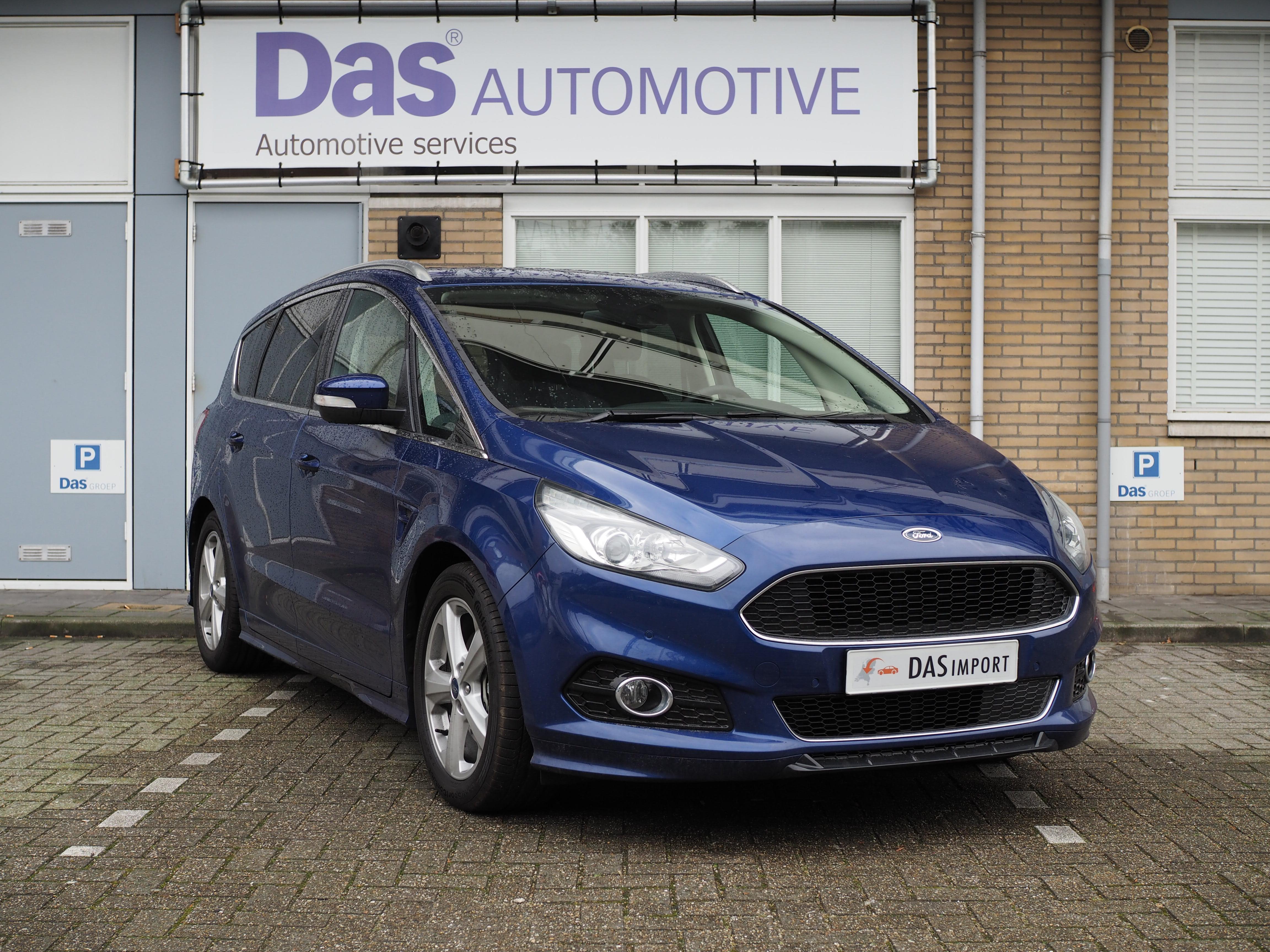 Importauto: Ford S-MAX 1.5 EcoBoost Titanium 12/2015