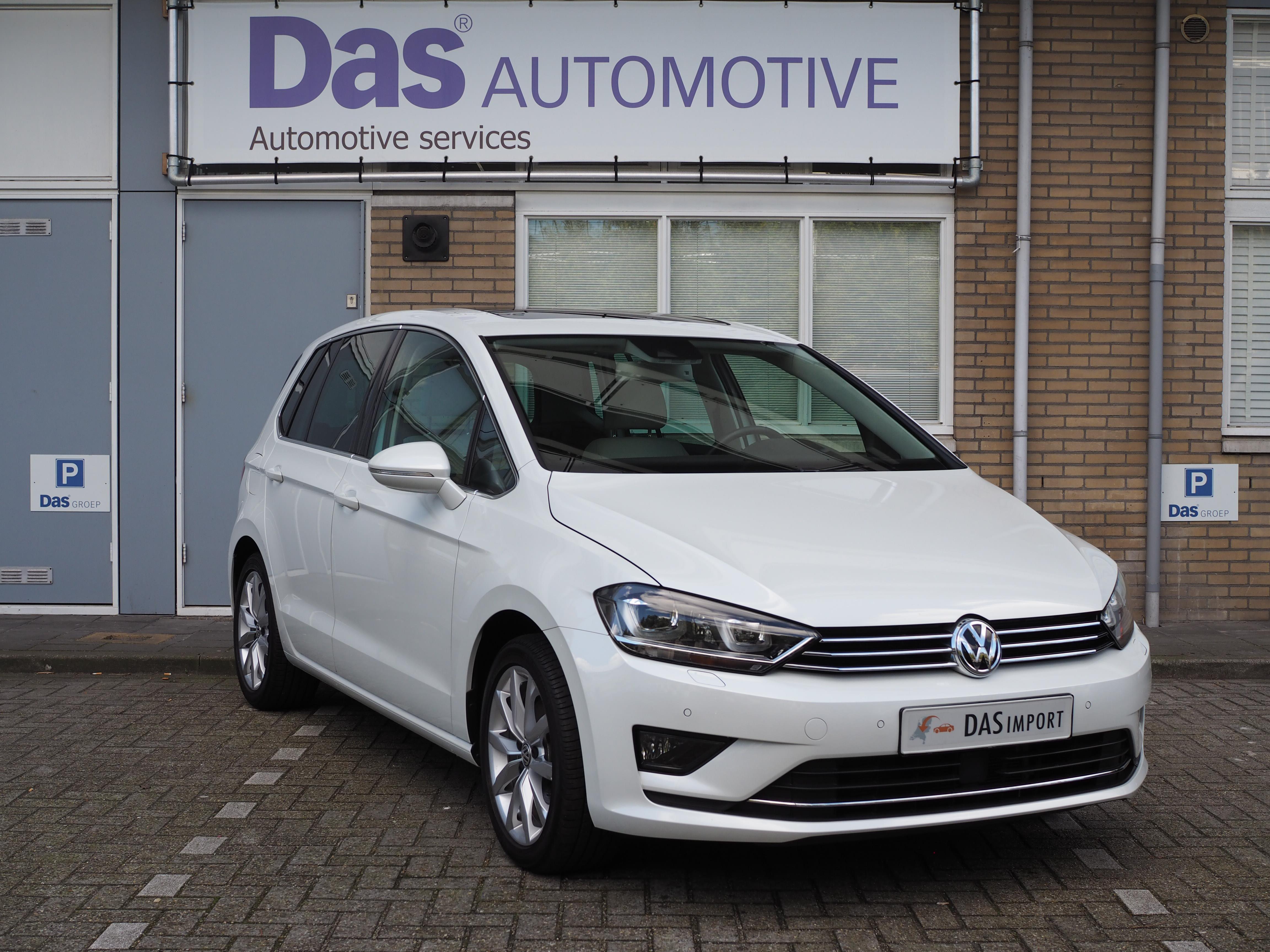 Importauto: Volkswagen Golf Sportsvan 1.4 TSI 110kQ Highline DSG 11/2014