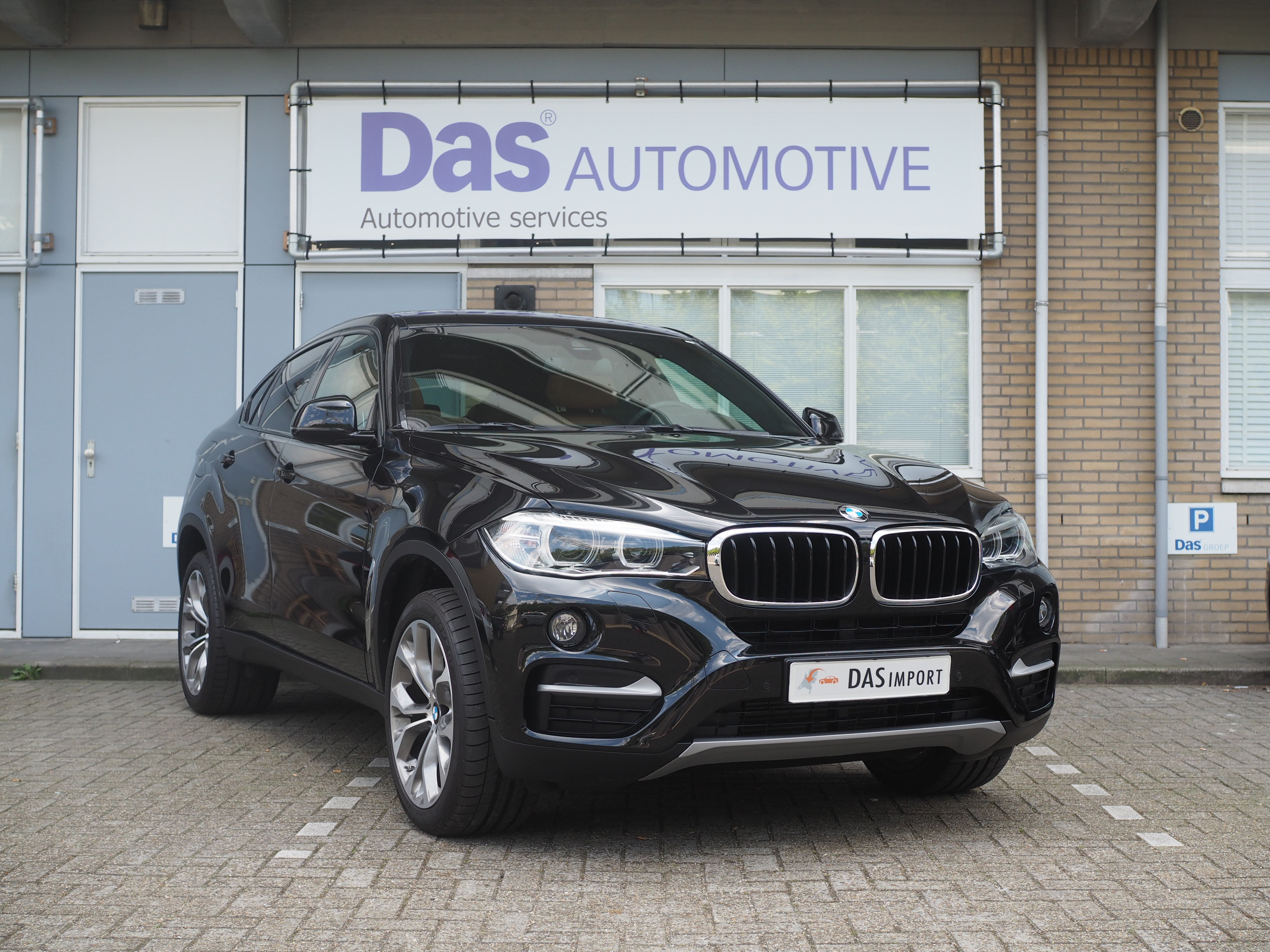 Importauto: BMW X6 - 3.0d xDrive 8/2015