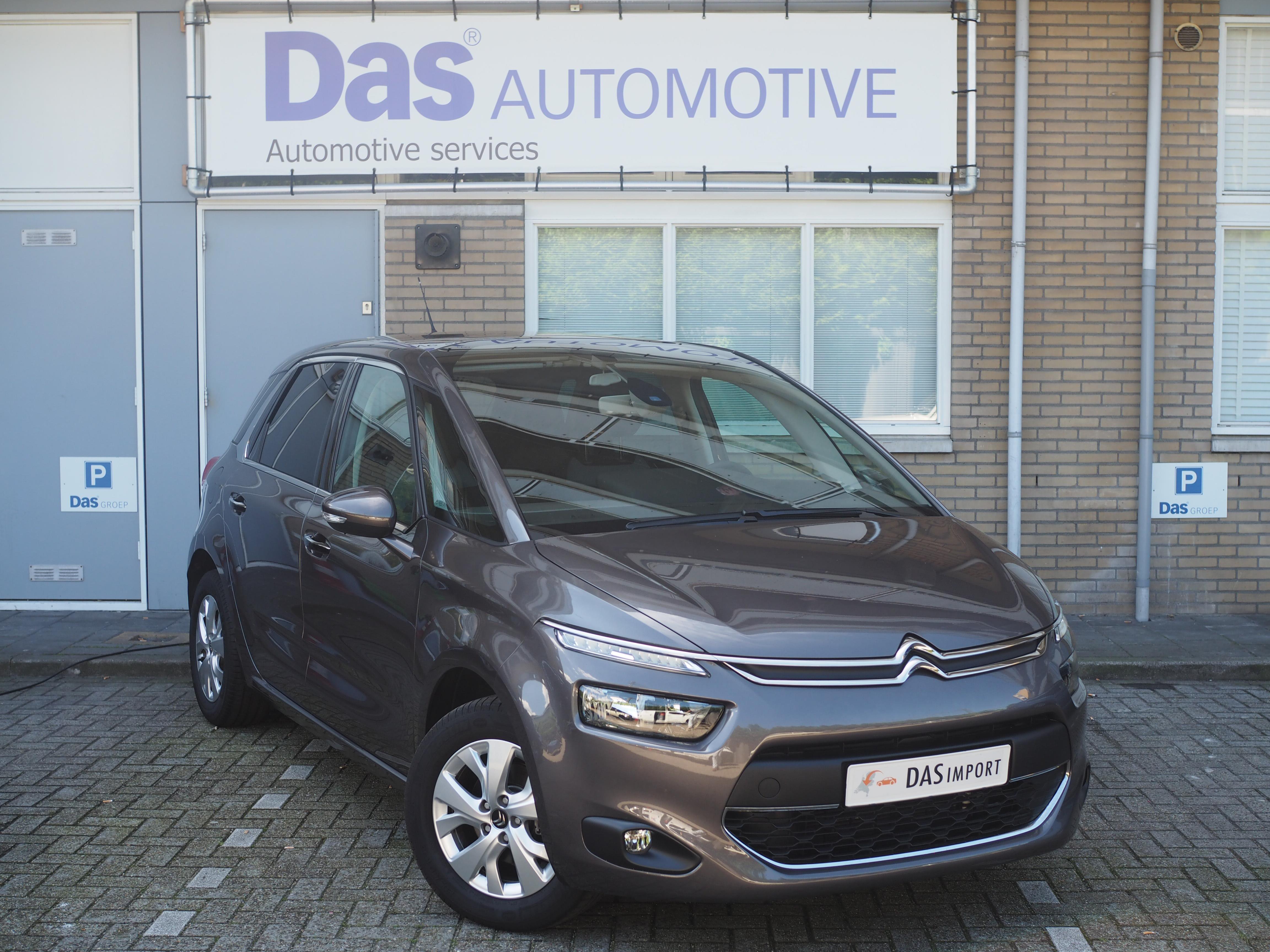 Importauto: Citroën C4 Picasso 1.2 PureTech 130 S&S MAN6 Intensive 2/2016