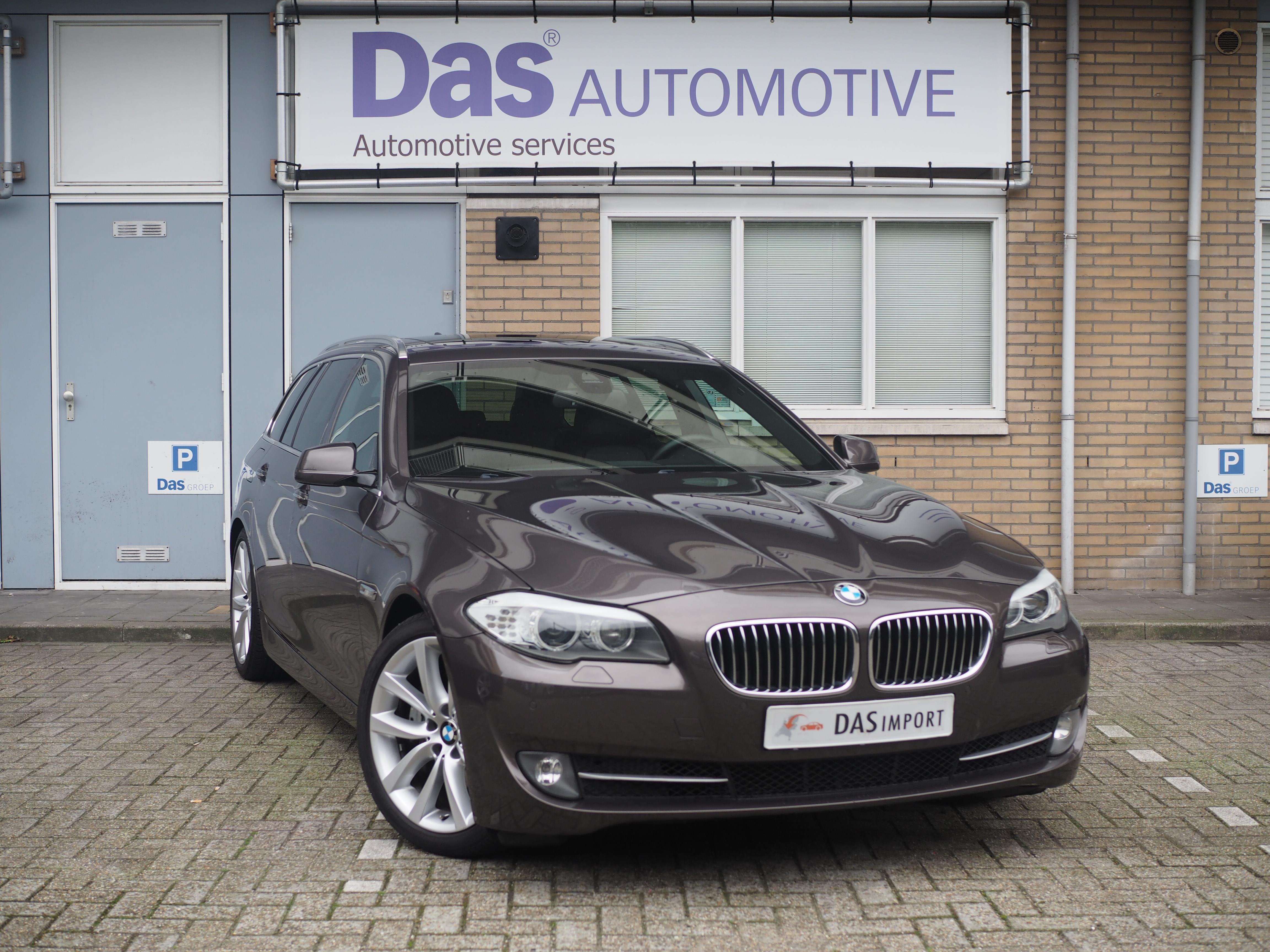 Importauto: BMW 5-Serie Touring Diesel 530dA 7/2013