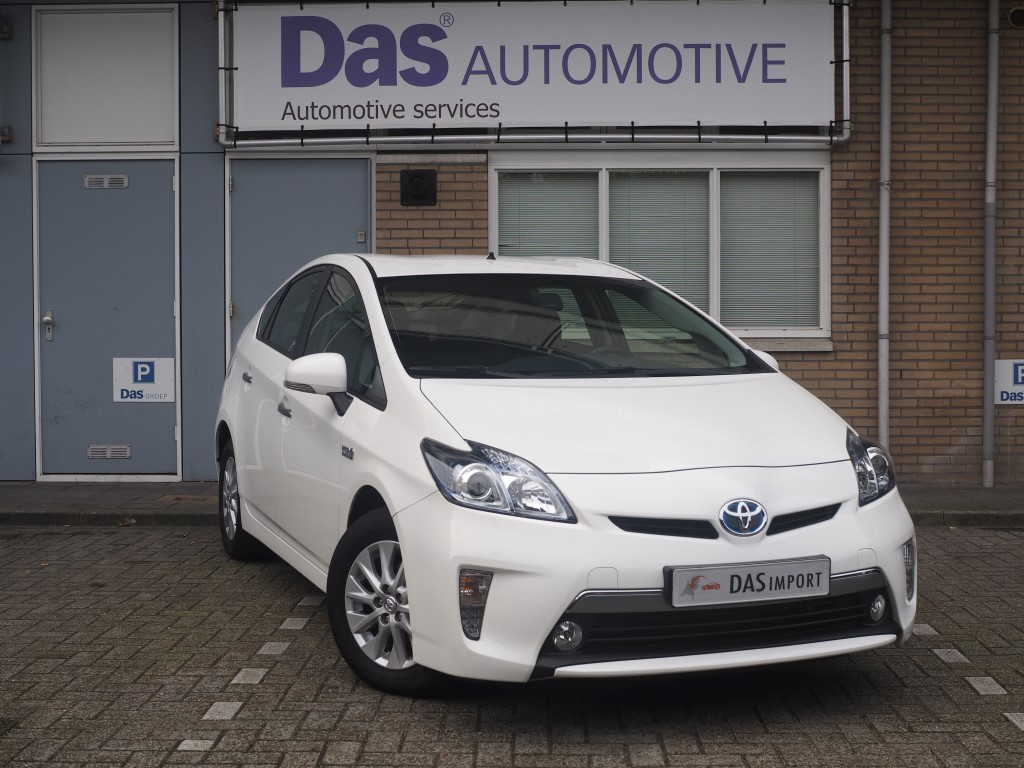 Importauto: Toyota Prius 1.8 Plug-in Asp. 12/2014