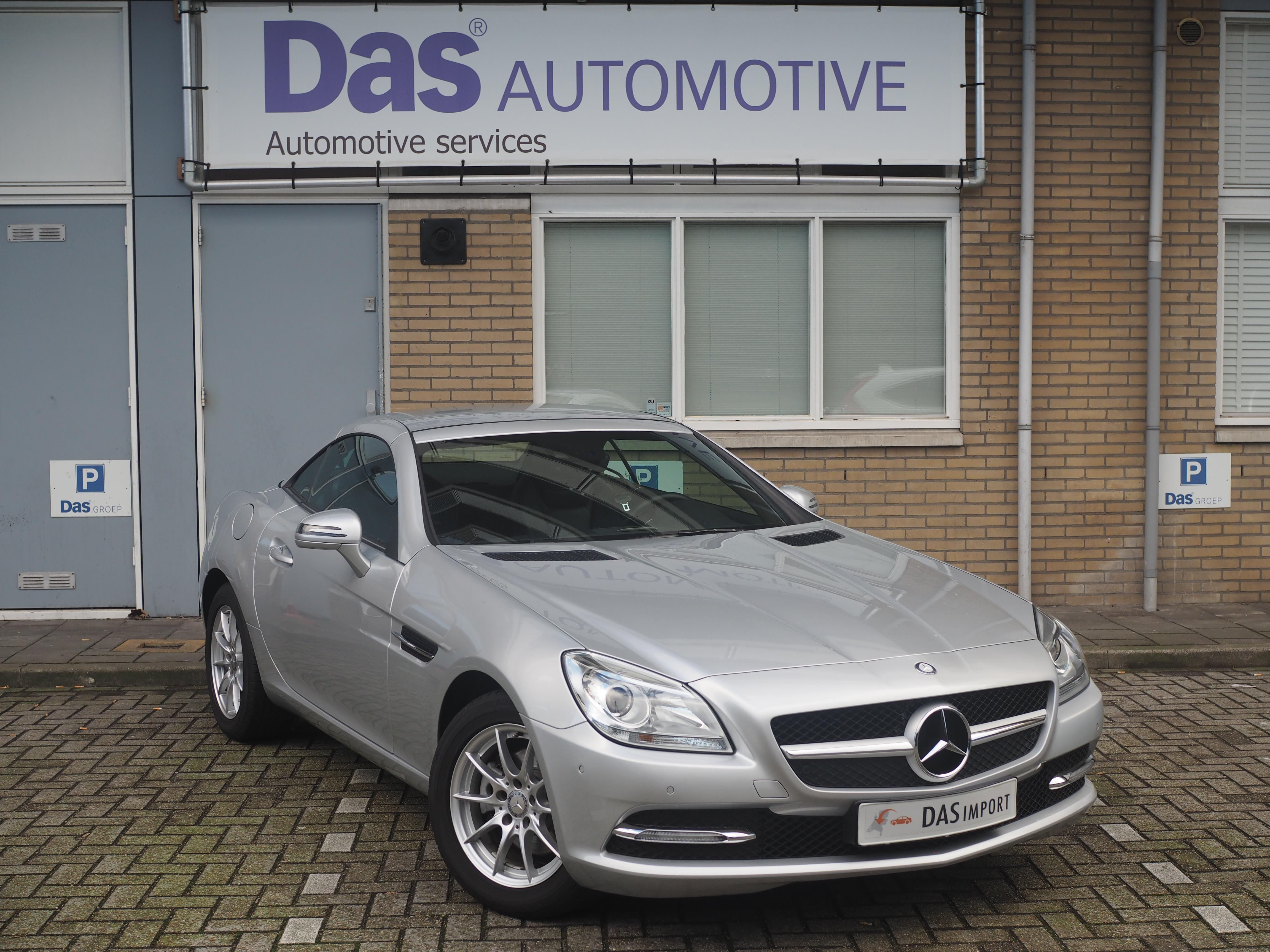 Importauto: Mercedes-Benz SLK 200 BlueEFFICIENCY 10/2011