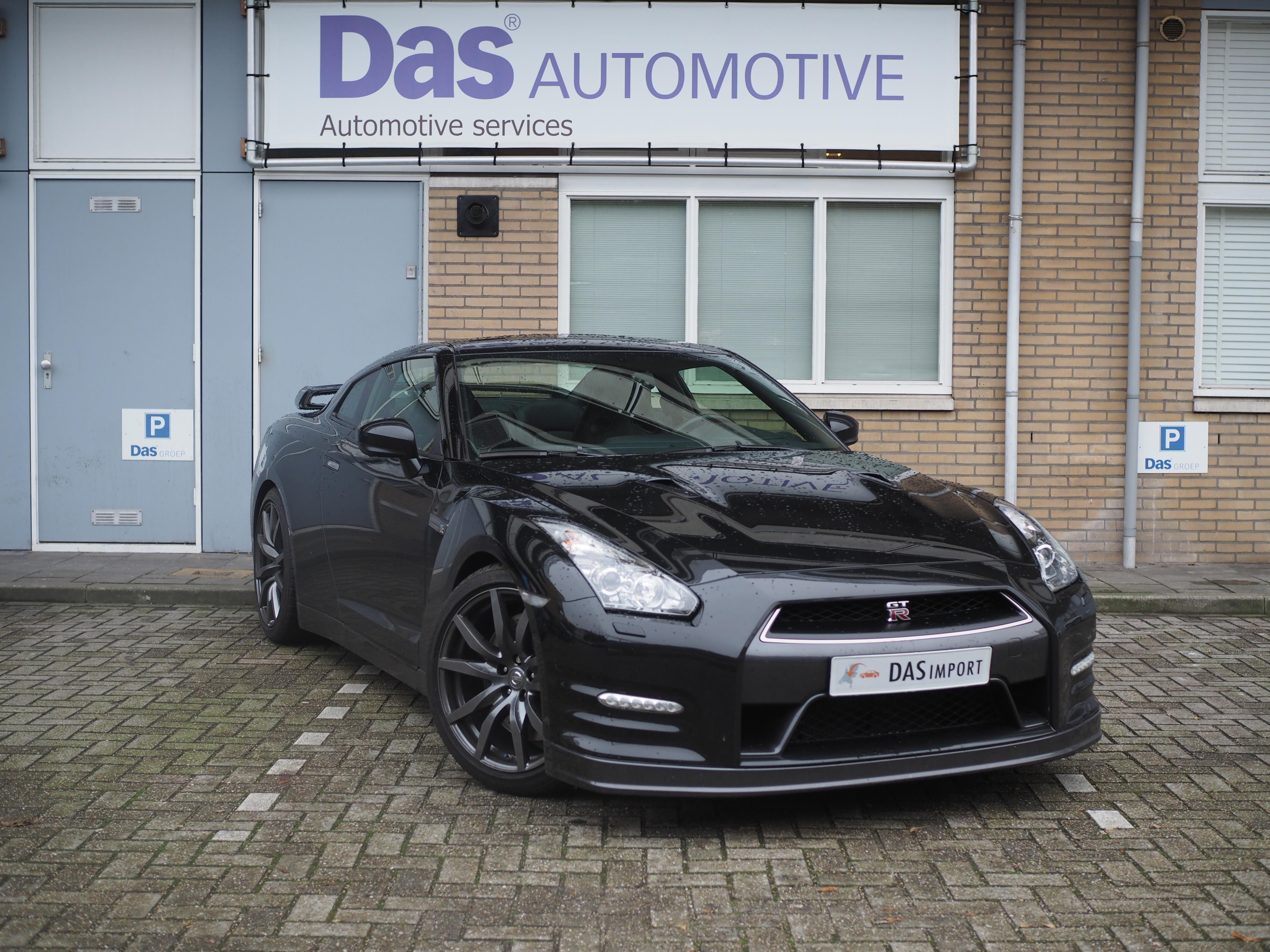 Importauto: Nissan GT-R 10/2012