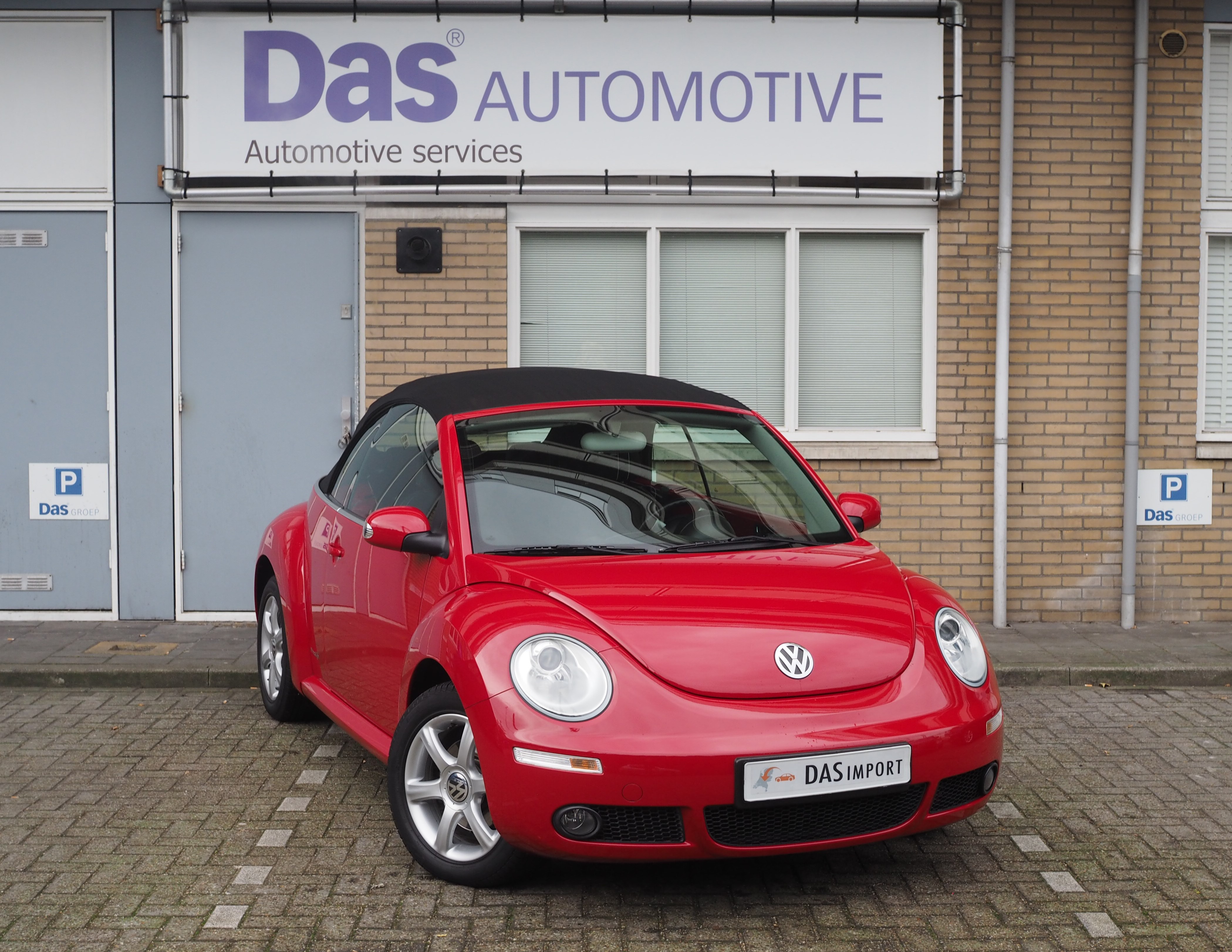 Importauto: Volkswagen New Beetle Cabriolet 2.0 Trendline 8/2009