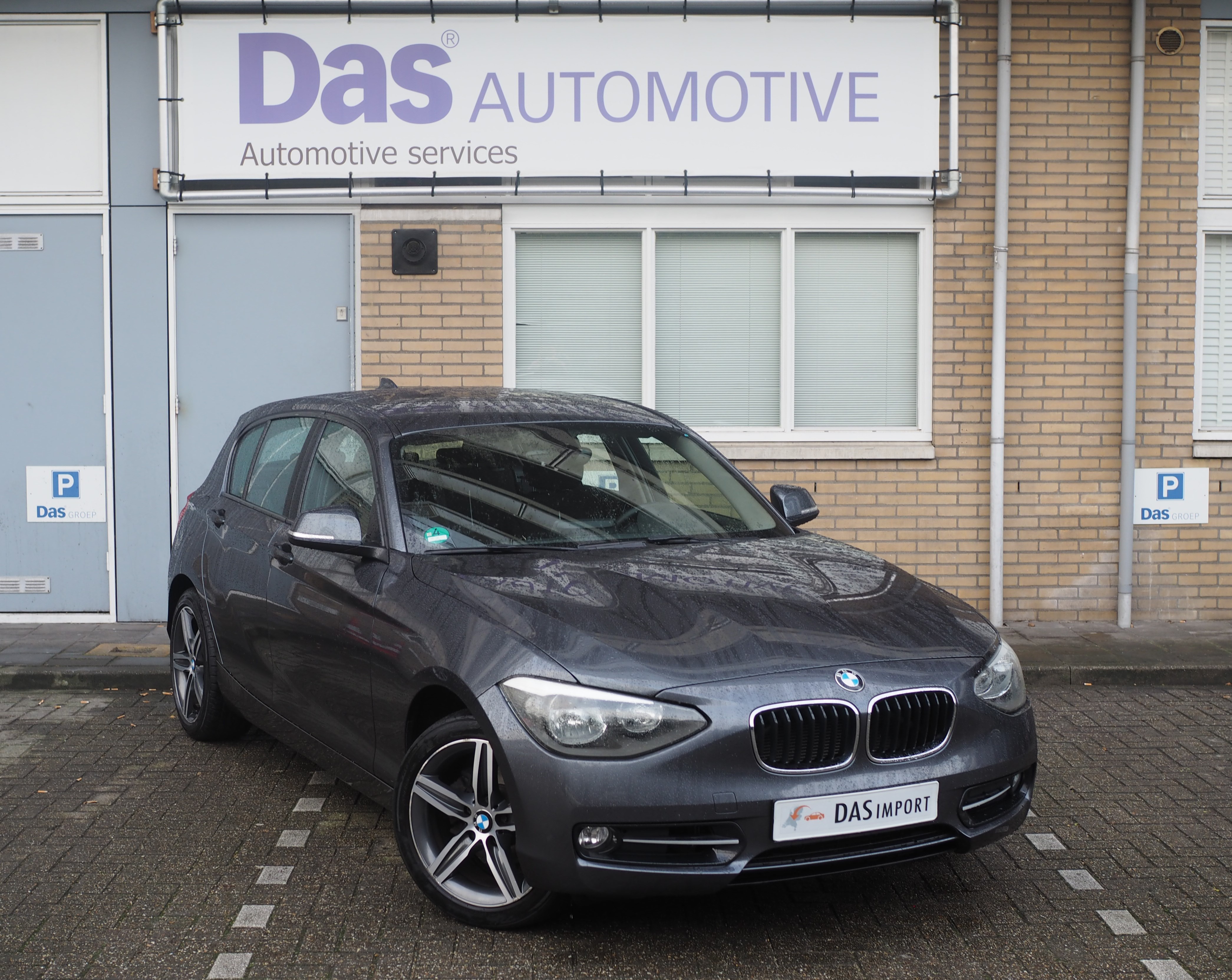 Importauto: BMW 1-serie 116i 5-Deurs 12/2011