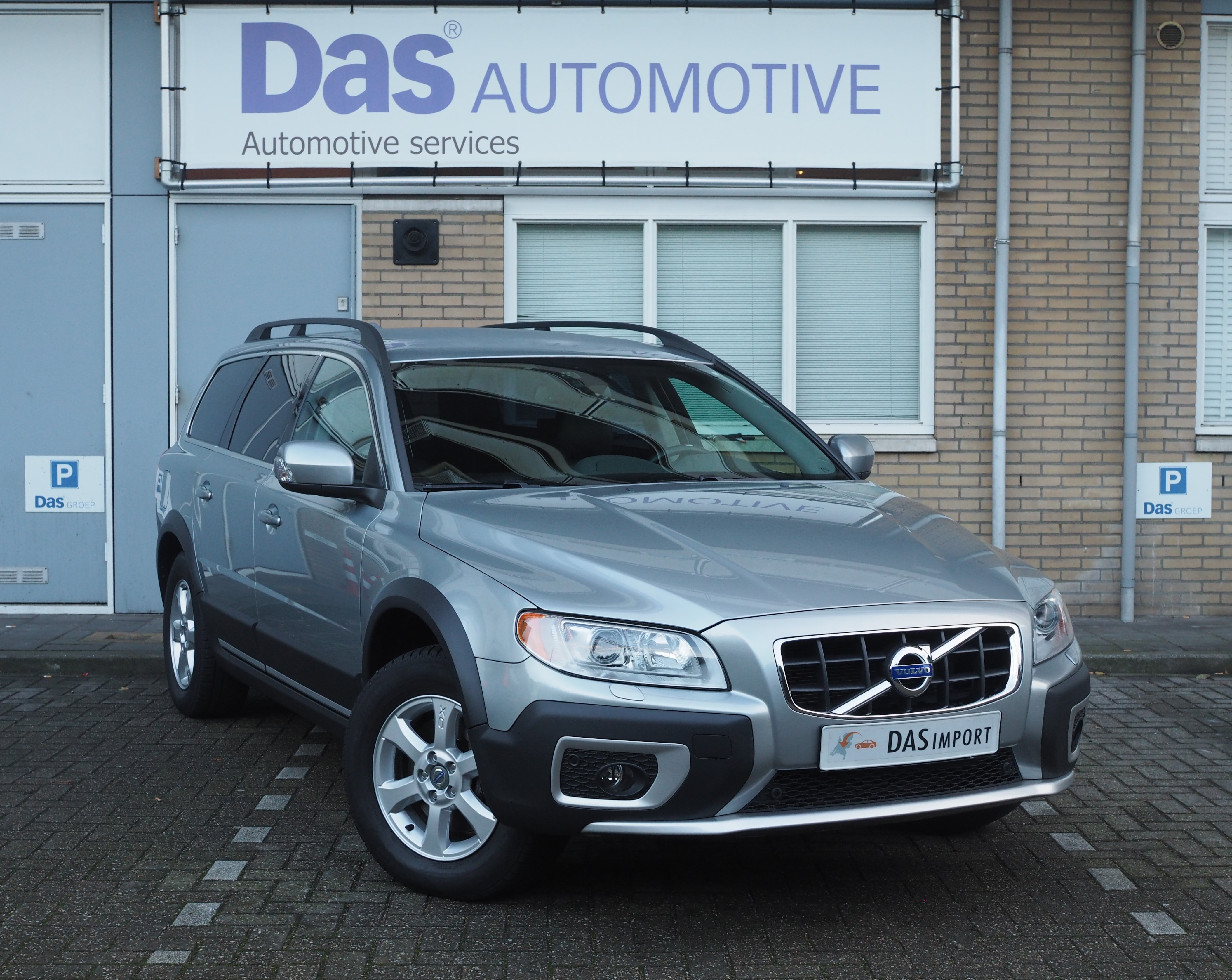 Importauto: Volvo XC70 D5 AWD Summum 6/2013