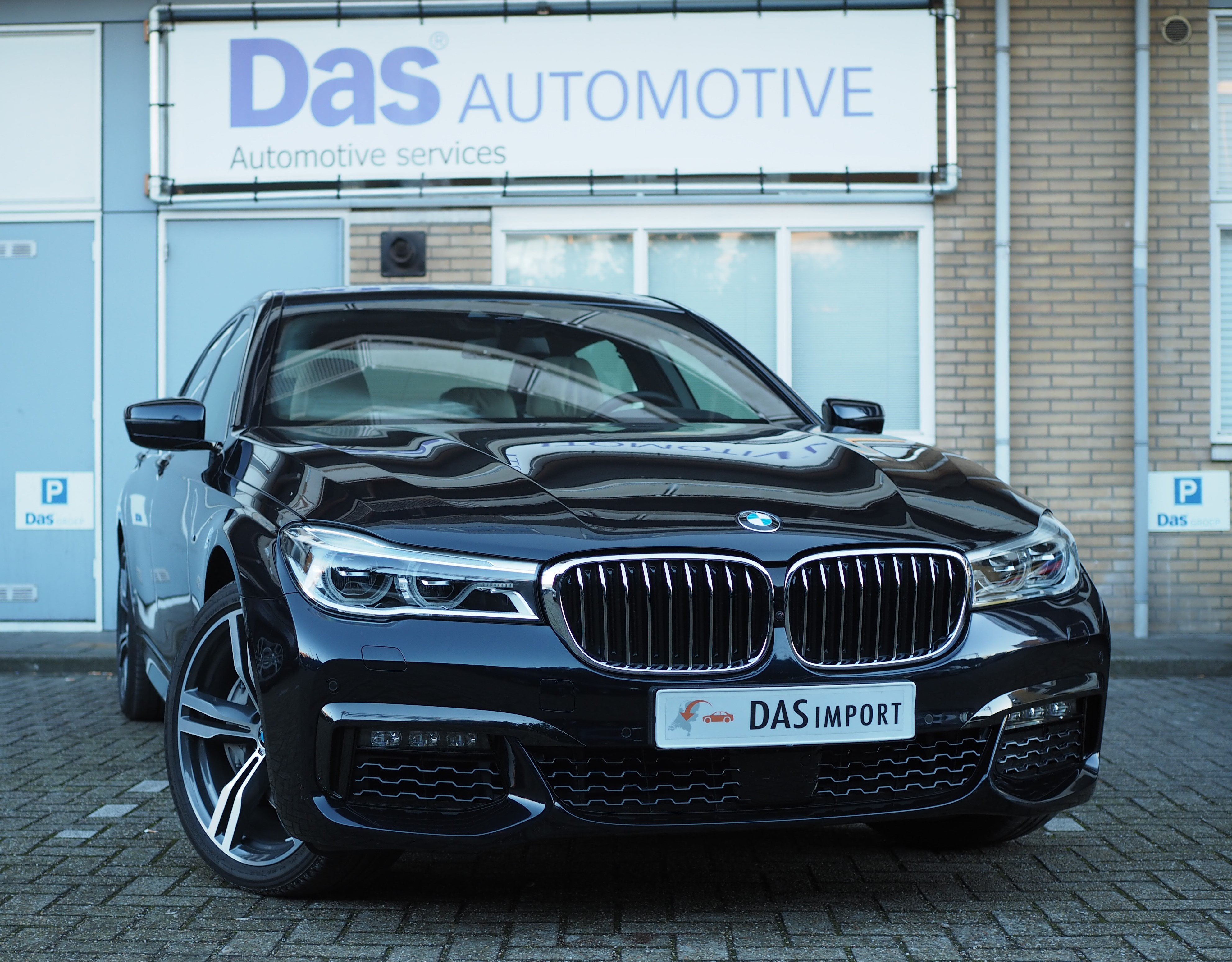 Importauto: BMW 7-serie 750Li xDrive 8/2015