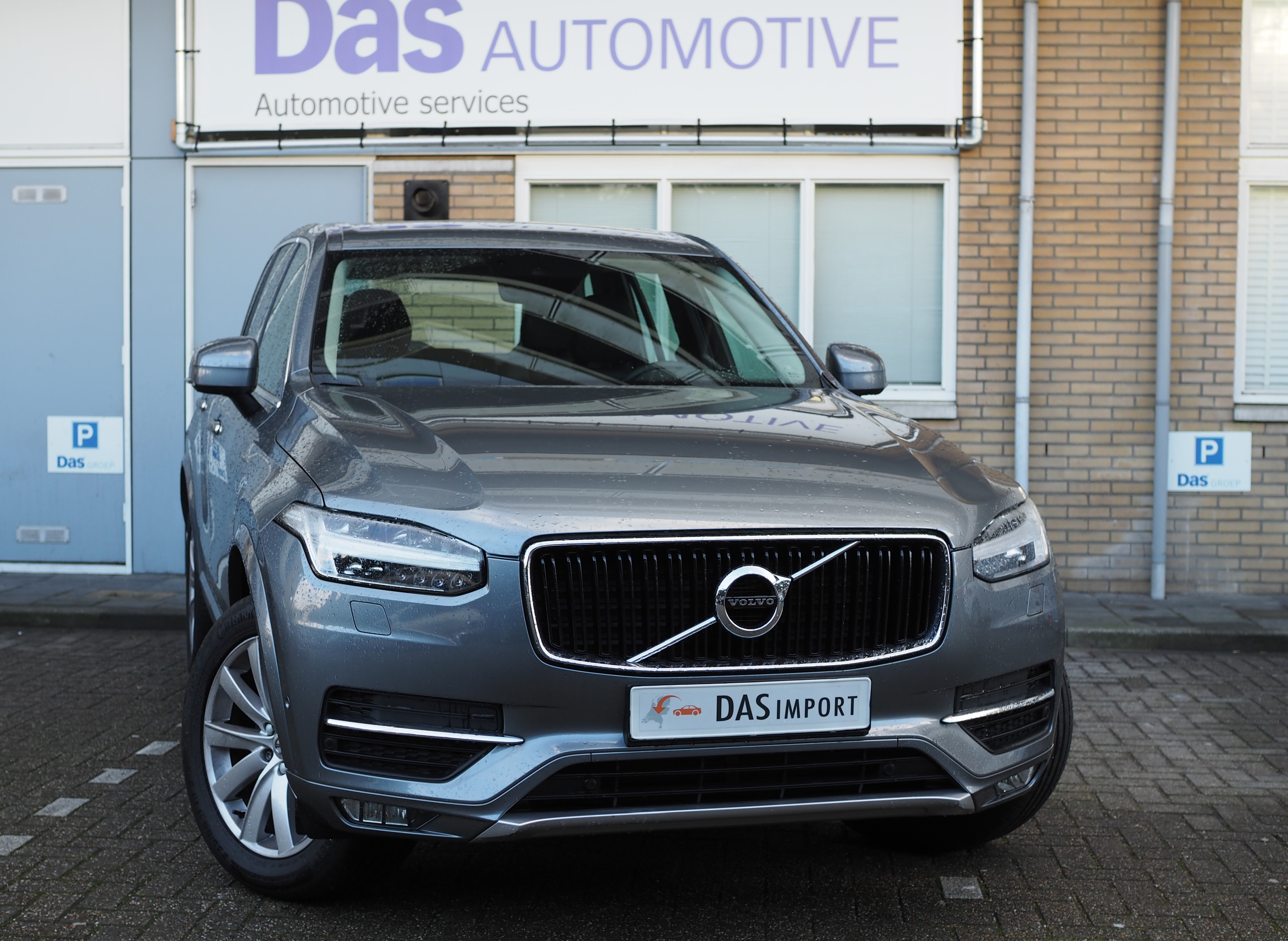 Importauto: Volvo XC 90 D5 AWD Momentum 7/2015