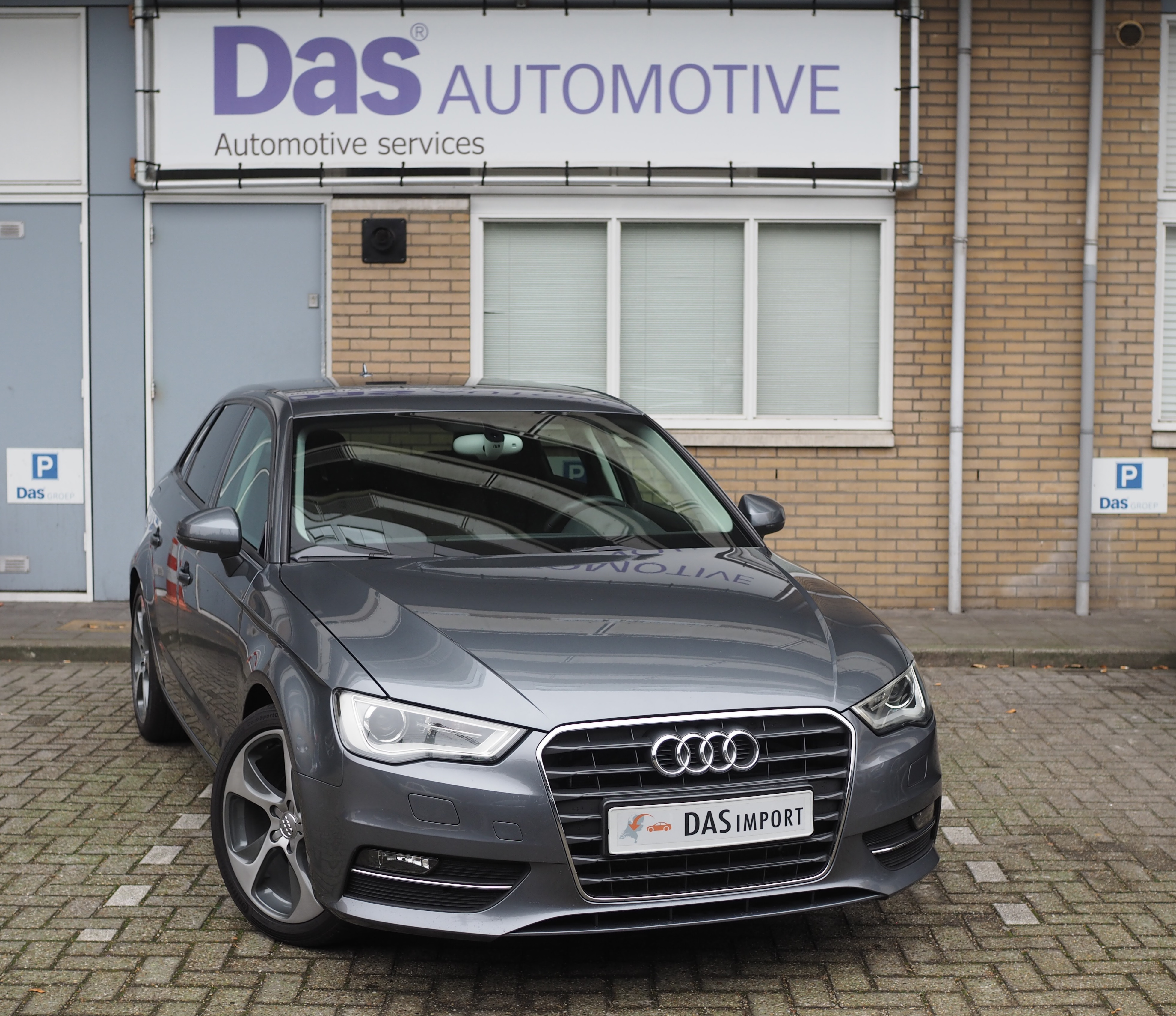 Importauto: Audi A3 Sportback 2.0 TDI Ambition 8/2013