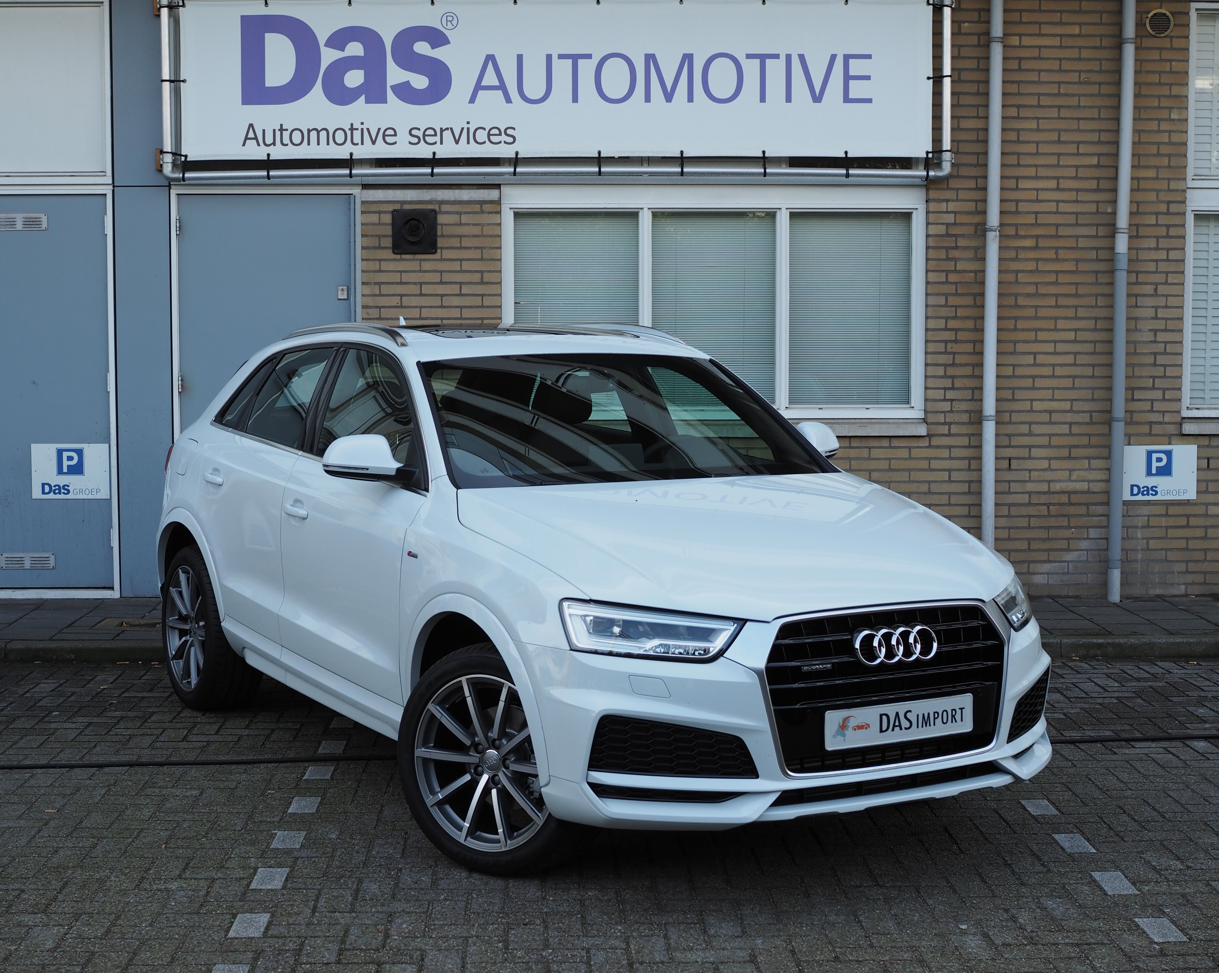 Importauto: Audi Q3 2.0 TFSI 180pk quattro 12/2016