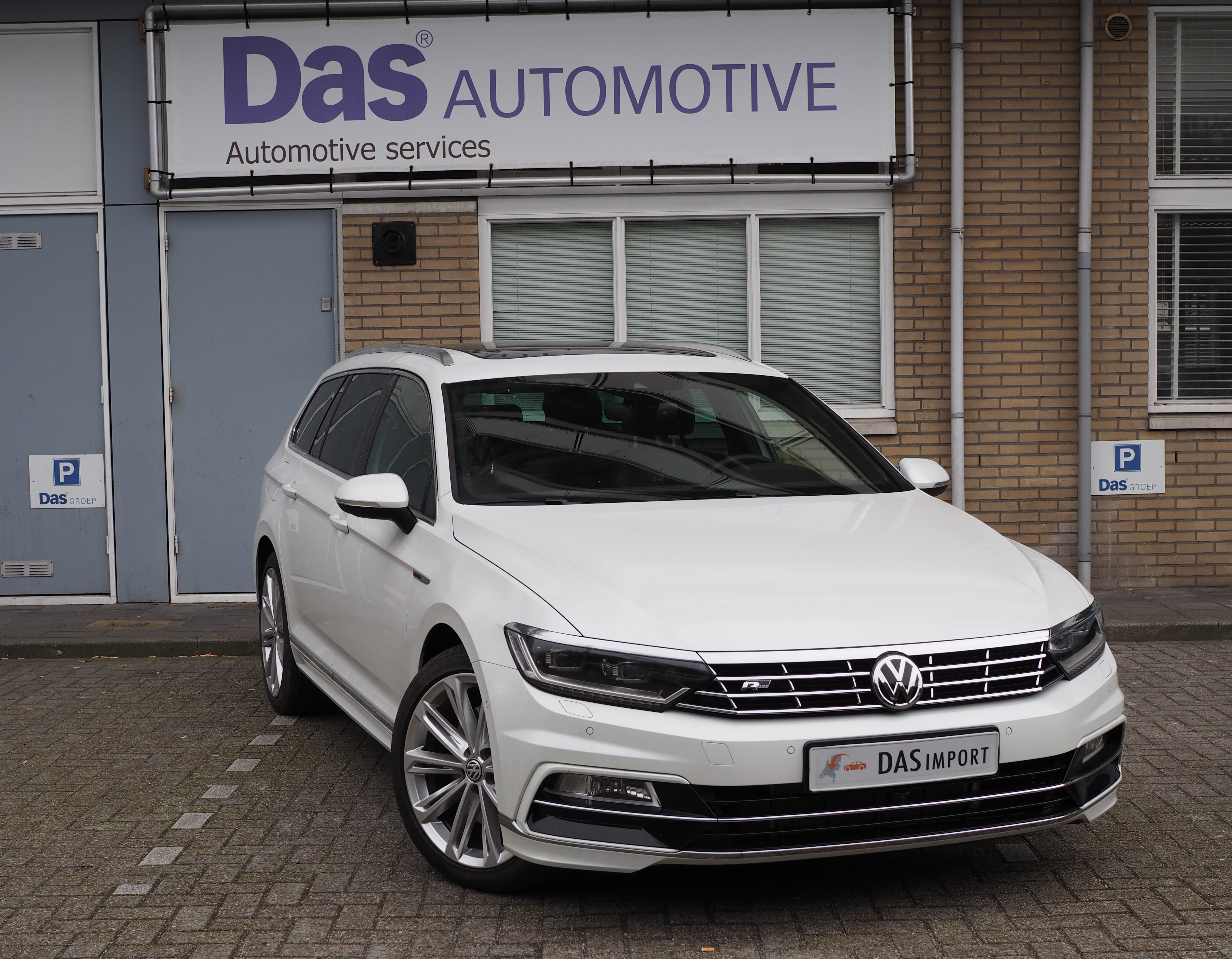 Importauto: Volkswagen Passat Variant 2.0 BiTDI 240pk 1/2017